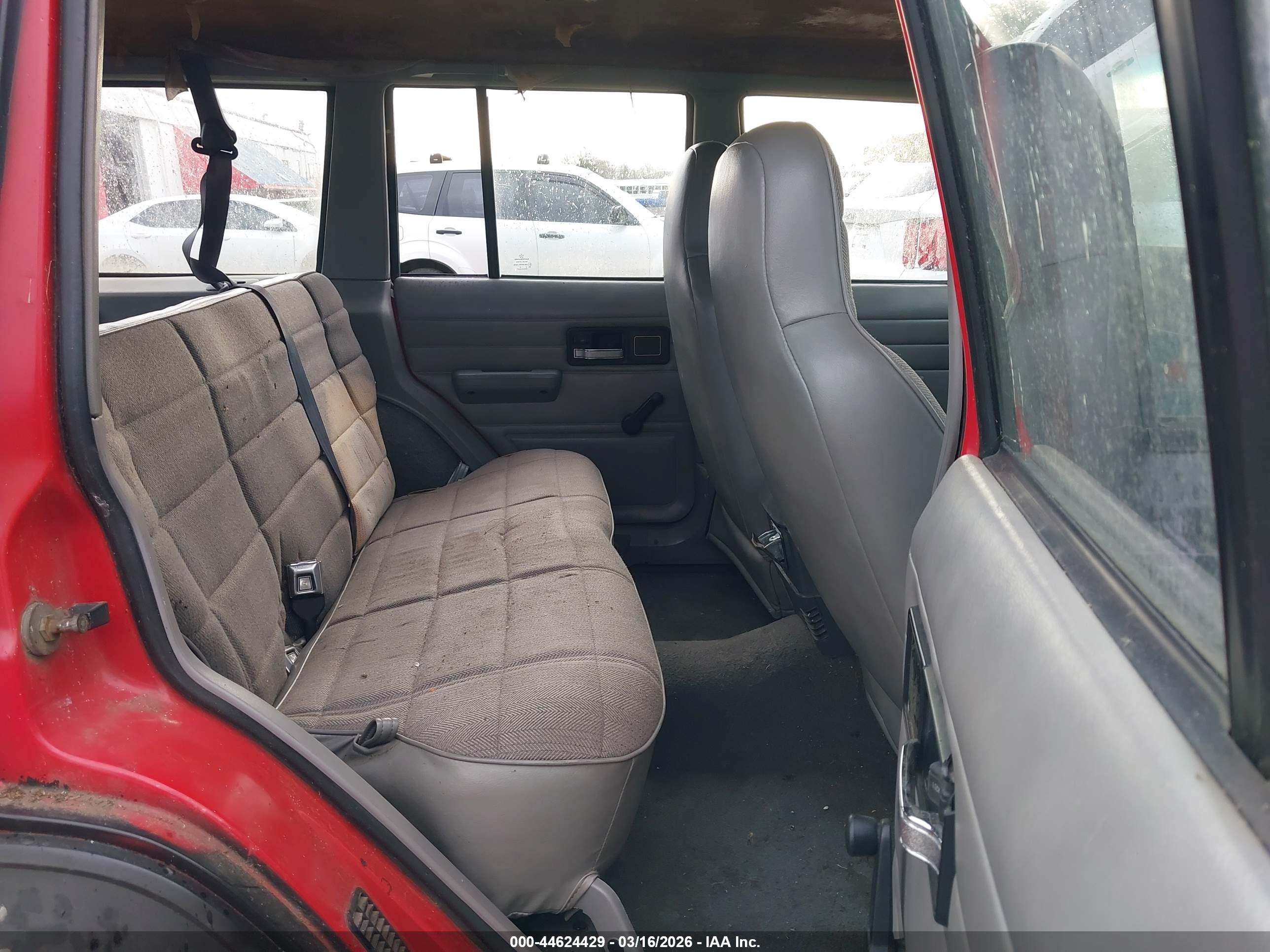 JEEP CHEROKEE image 8