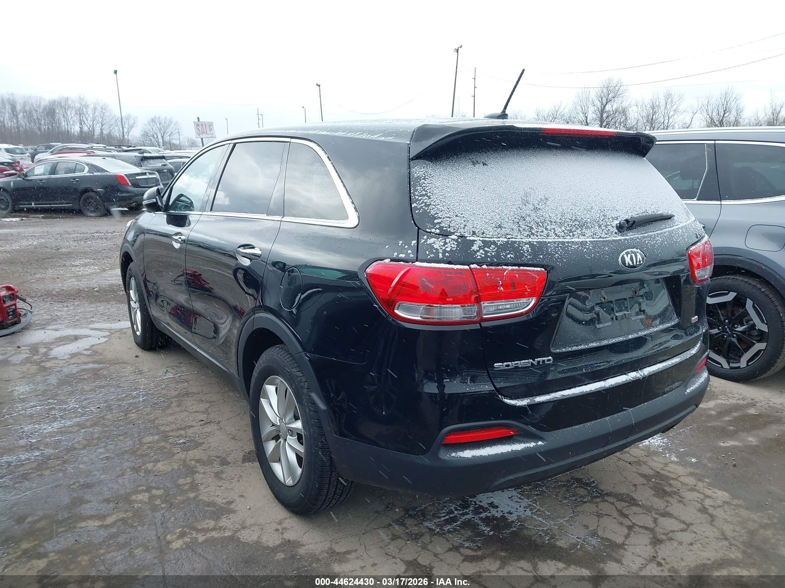 KIA SORENTO image 3