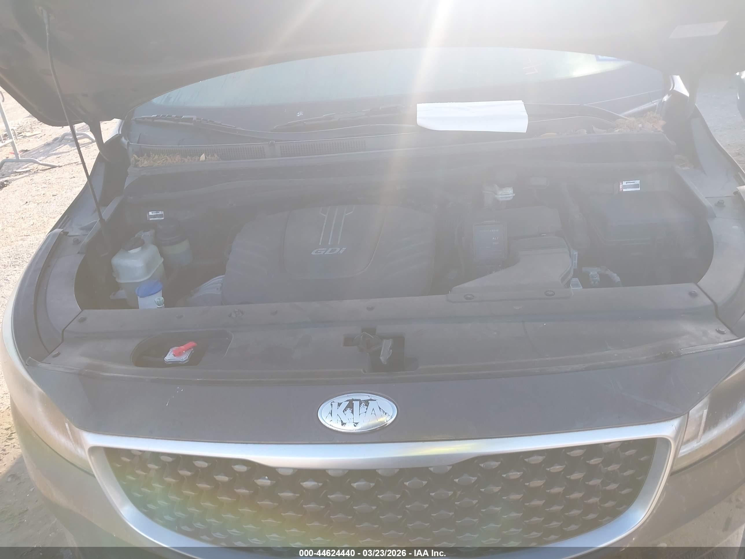 KIA SEDONA image 10