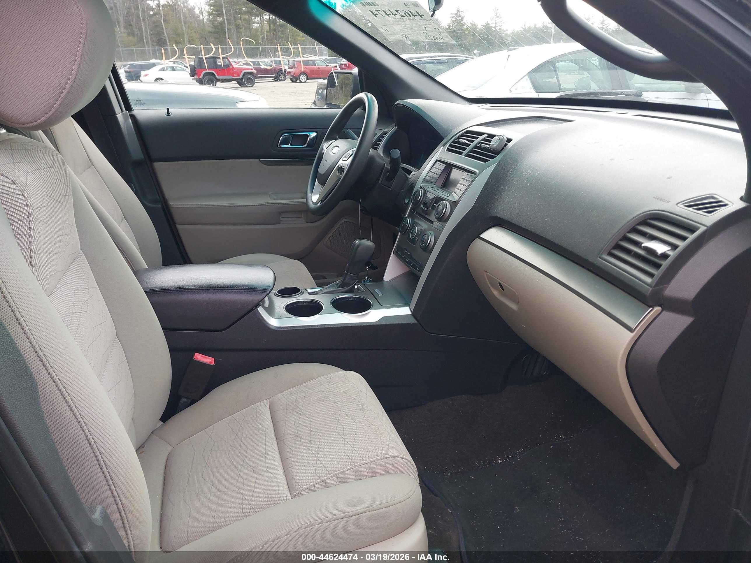 FORD EXPLORER image 5