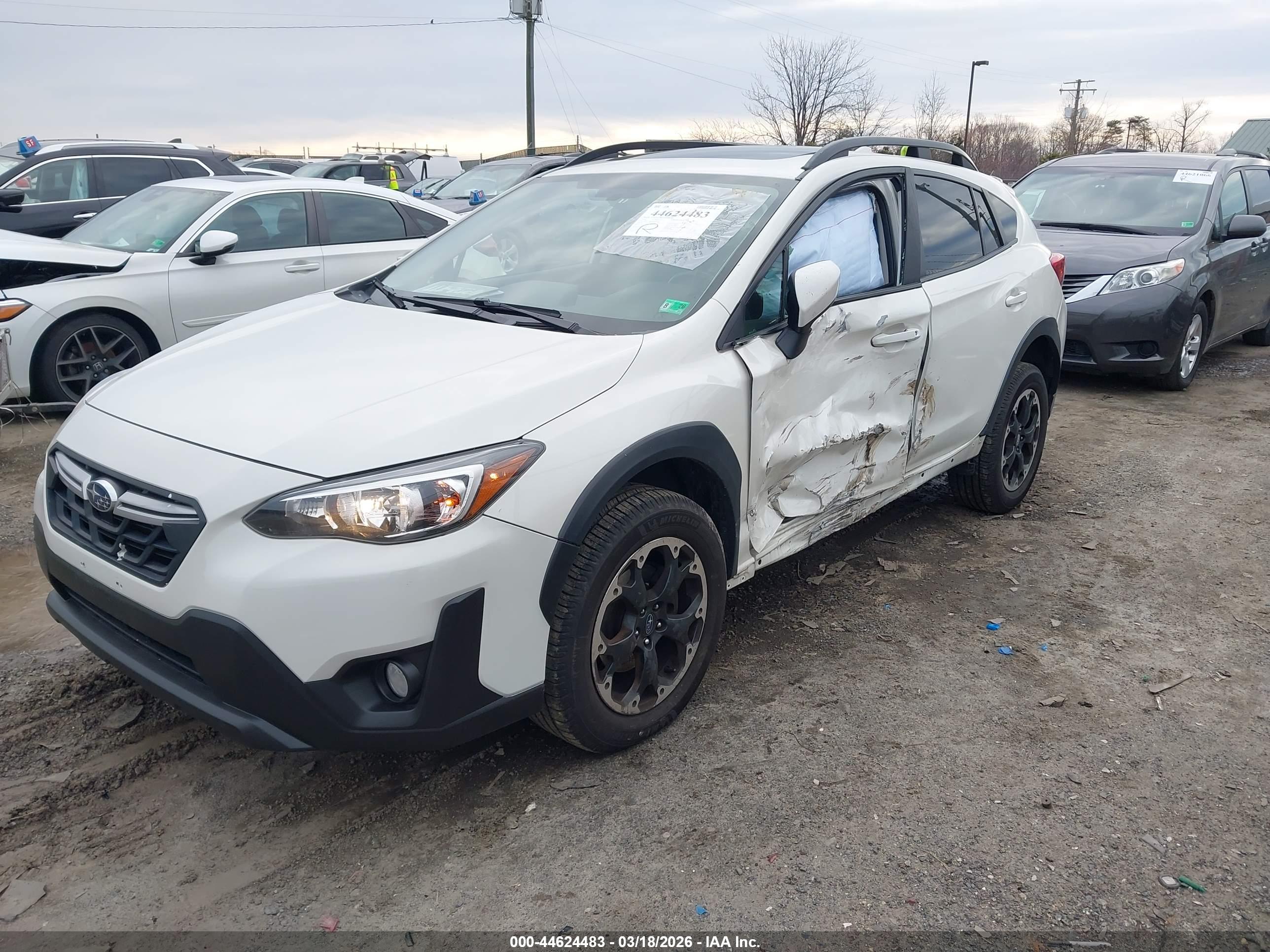 SUBARU CROSSTREK image 2