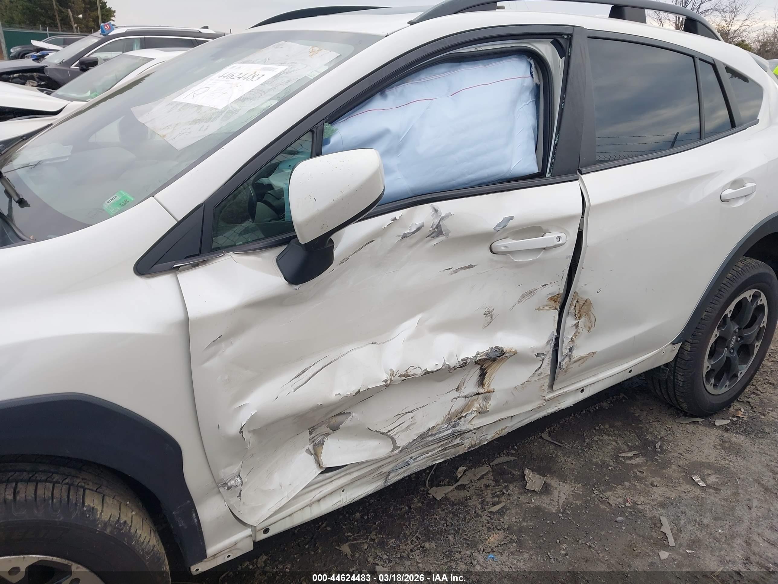 SUBARU CROSSTREK image 6