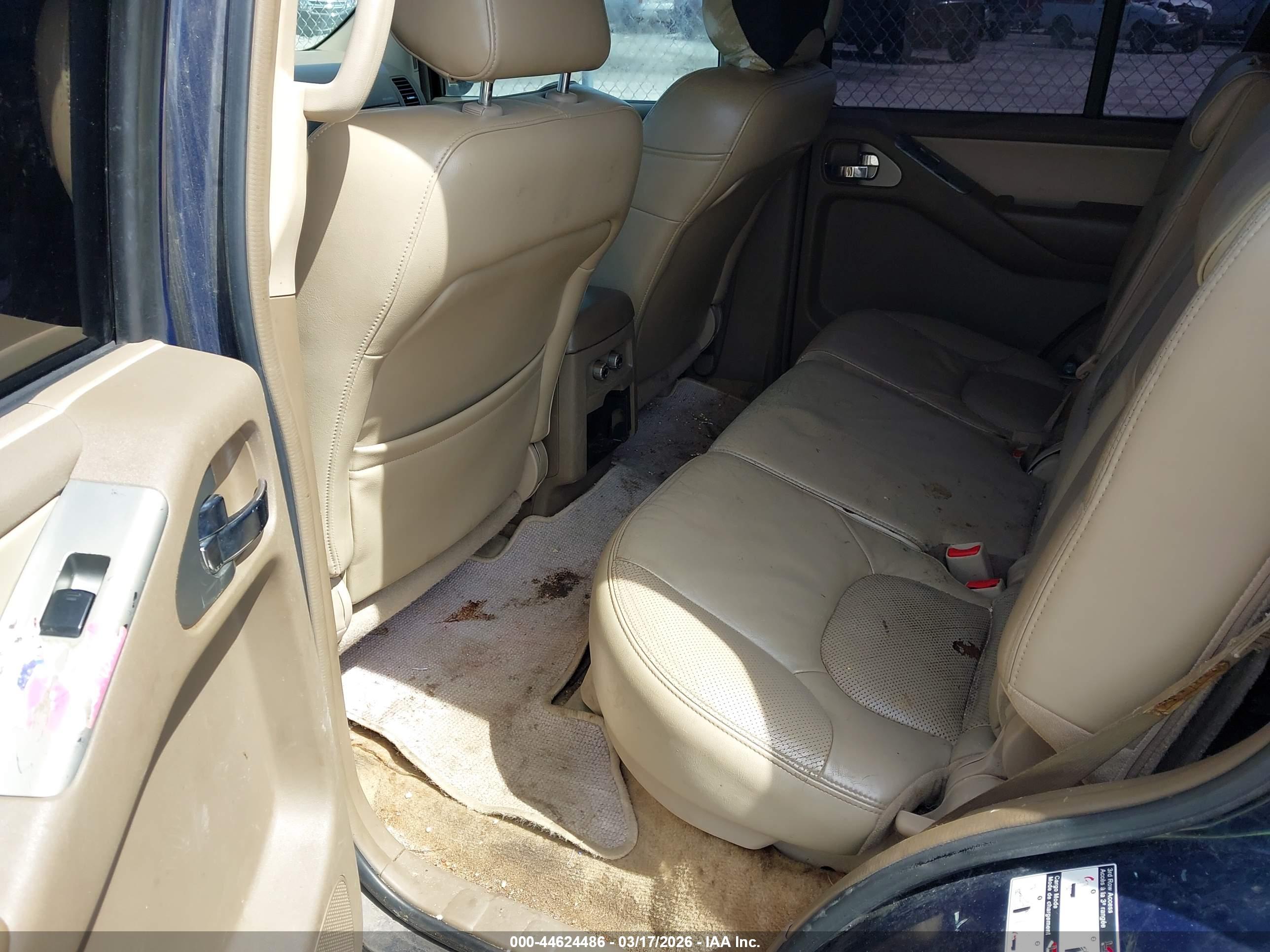 NISSAN PATHFINDER image 8