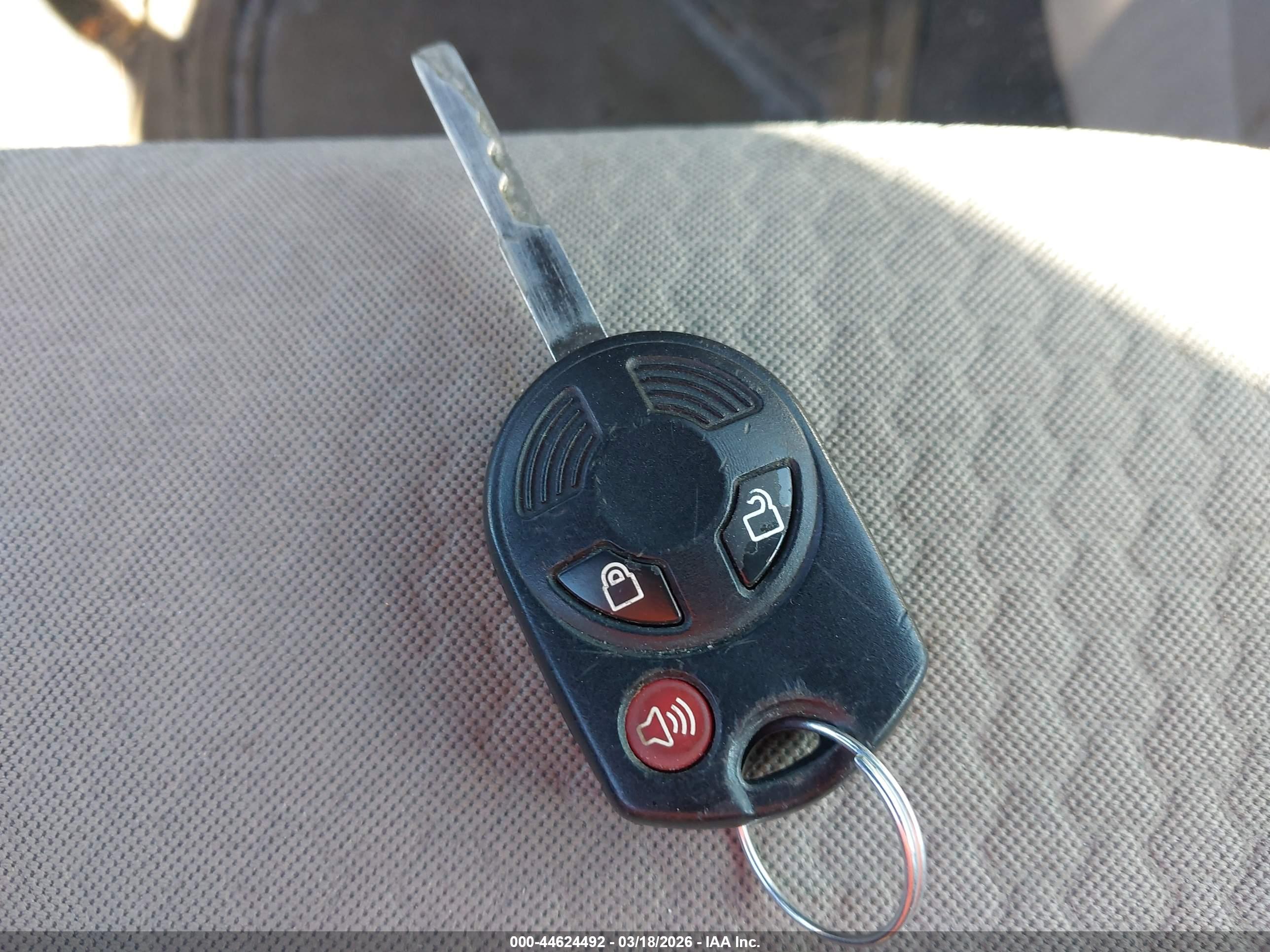 FORD ESCAPE image 11