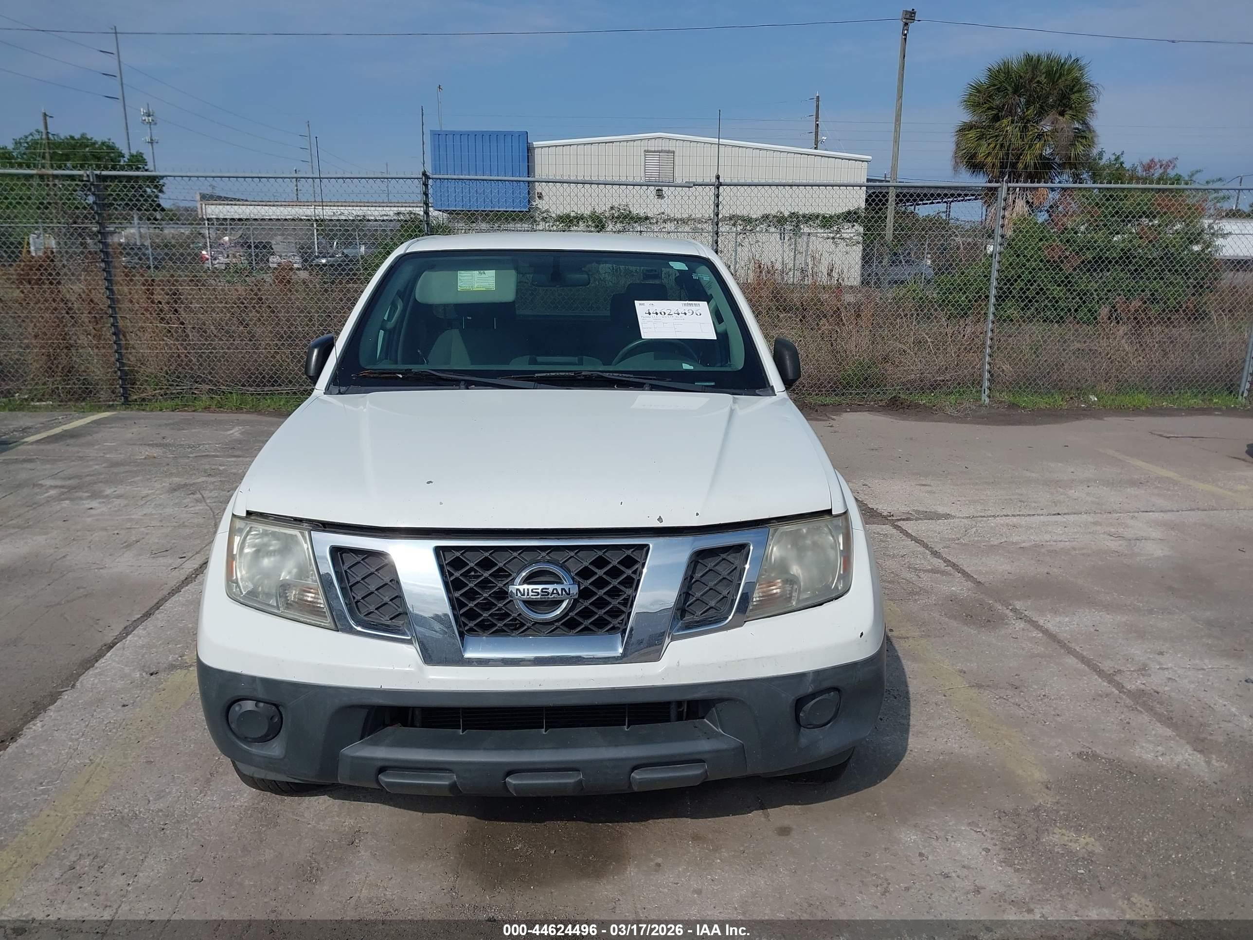 NISSAN FRONTIER image 6