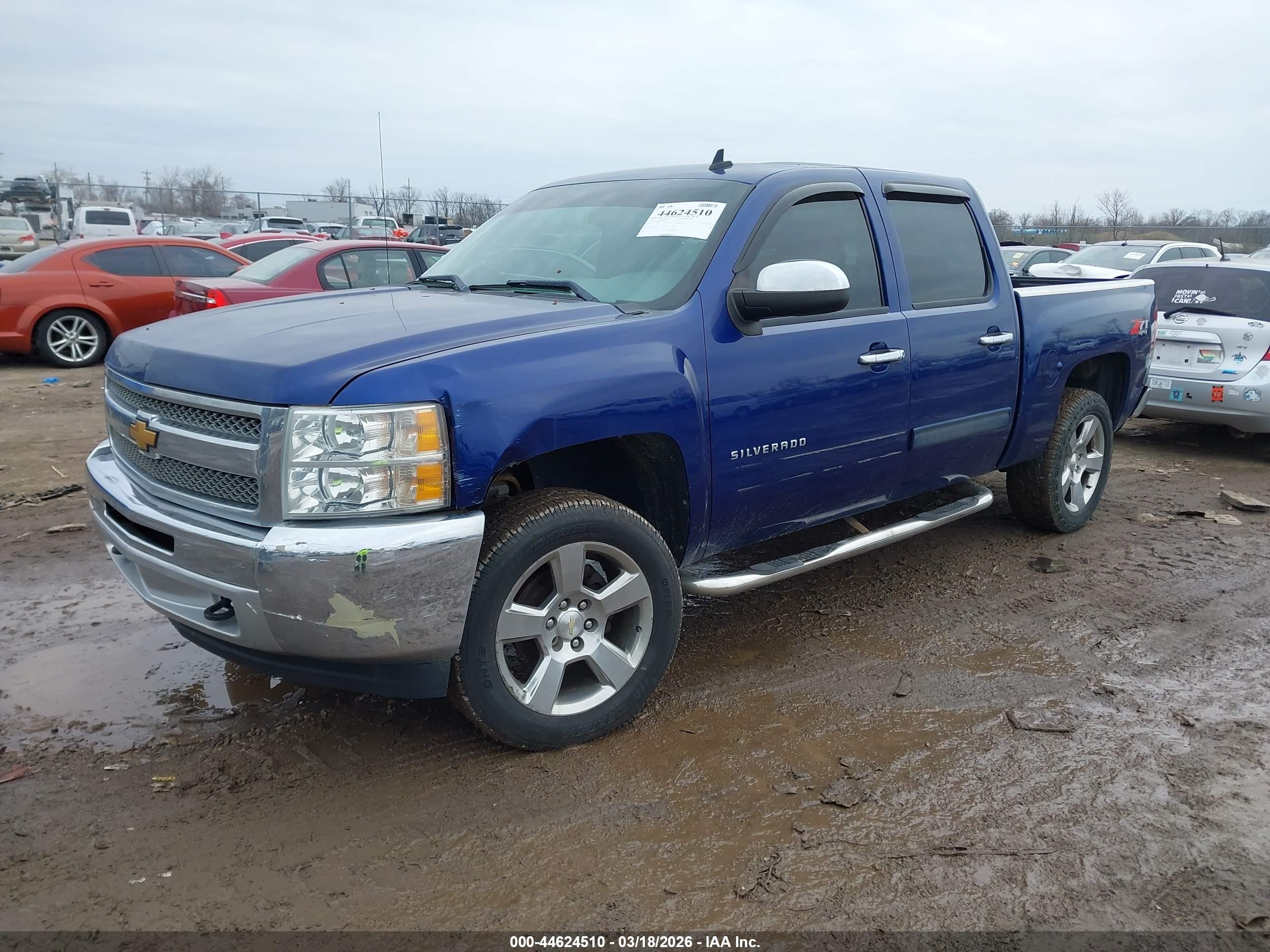 CHEVROLET SILVERADO image 2