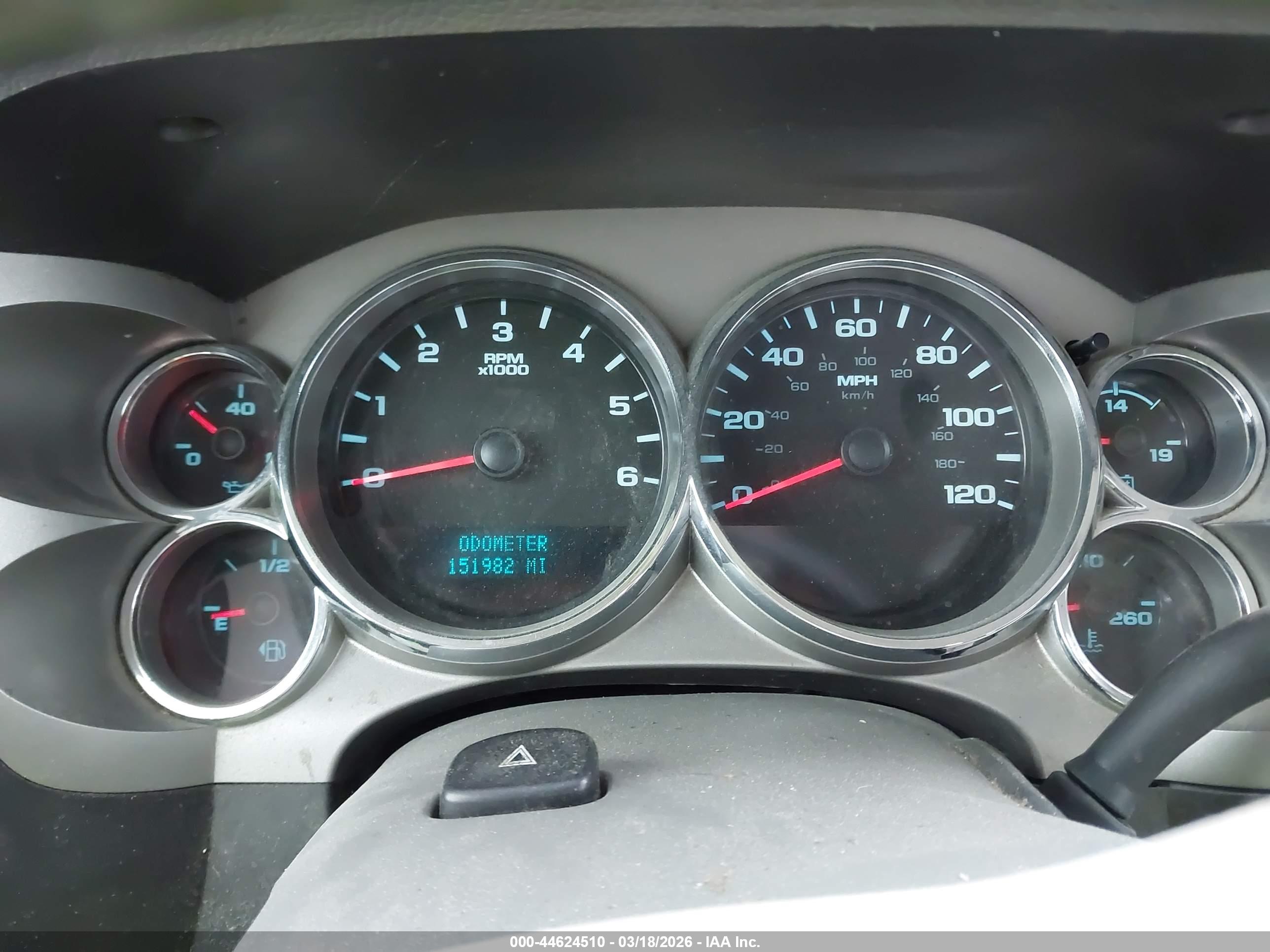 CHEVROLET SILVERADO image 7