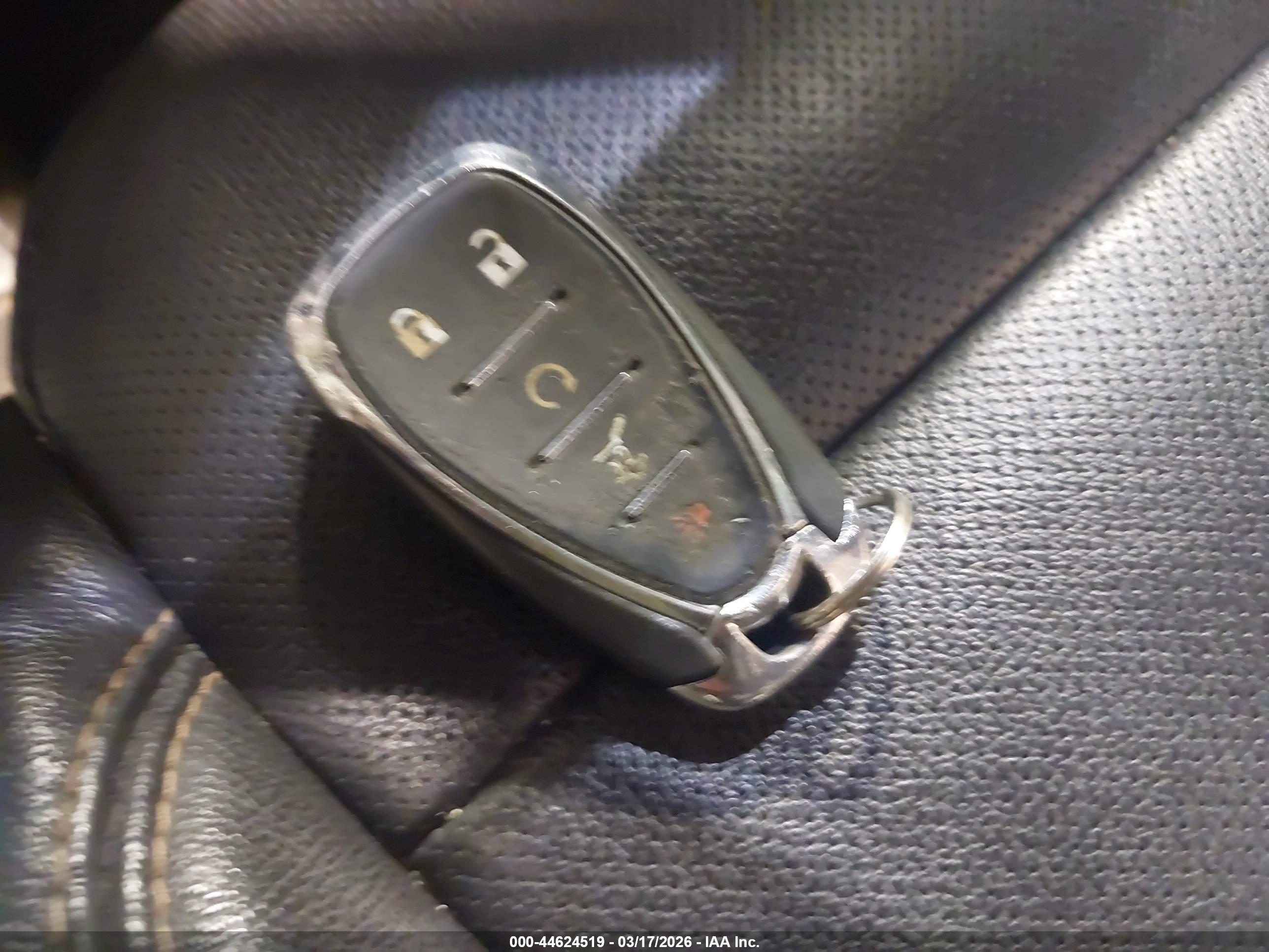 CHEVROLET TRAVERSE image 11
