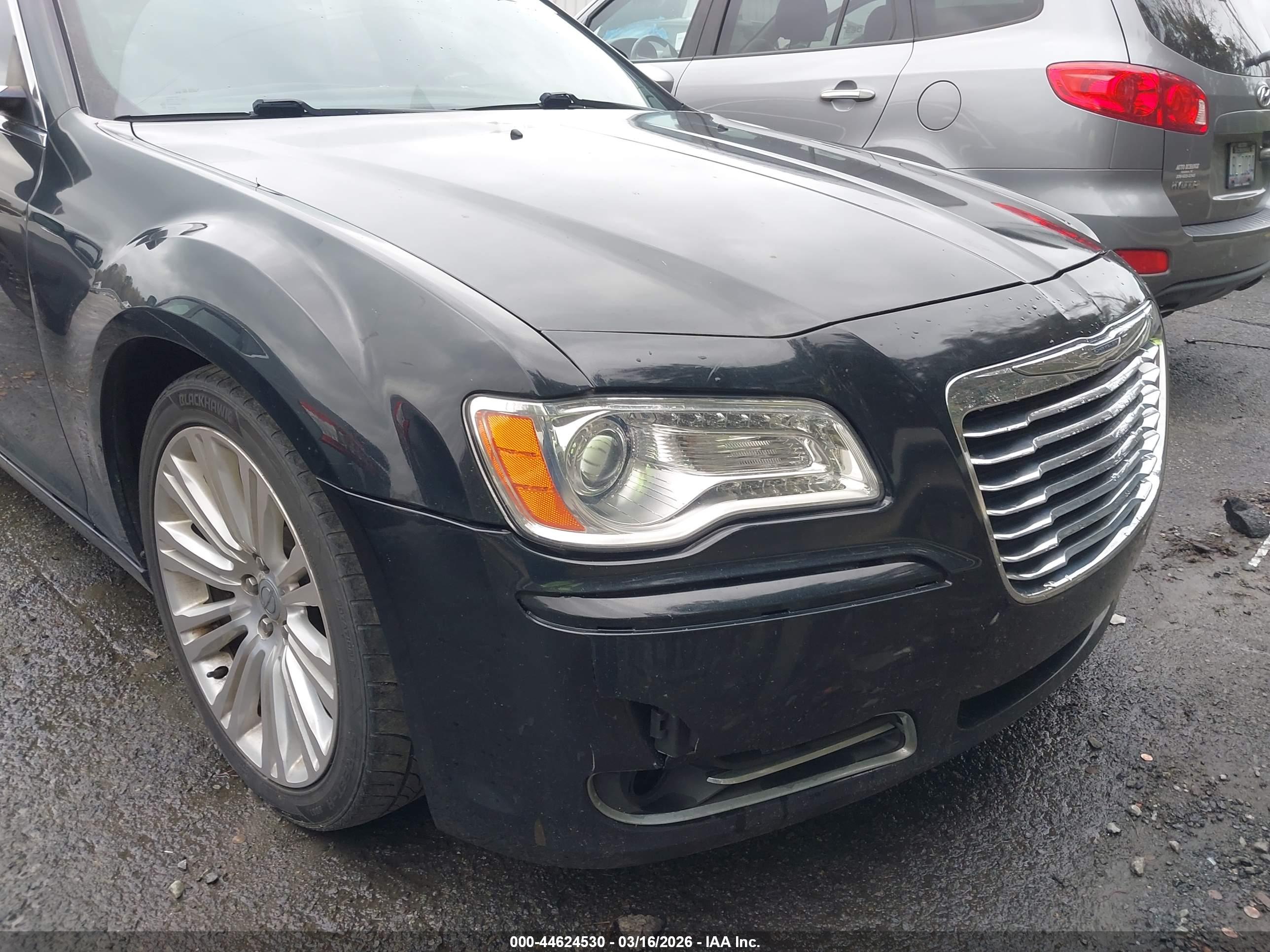 CHRYSLER 300C image 6