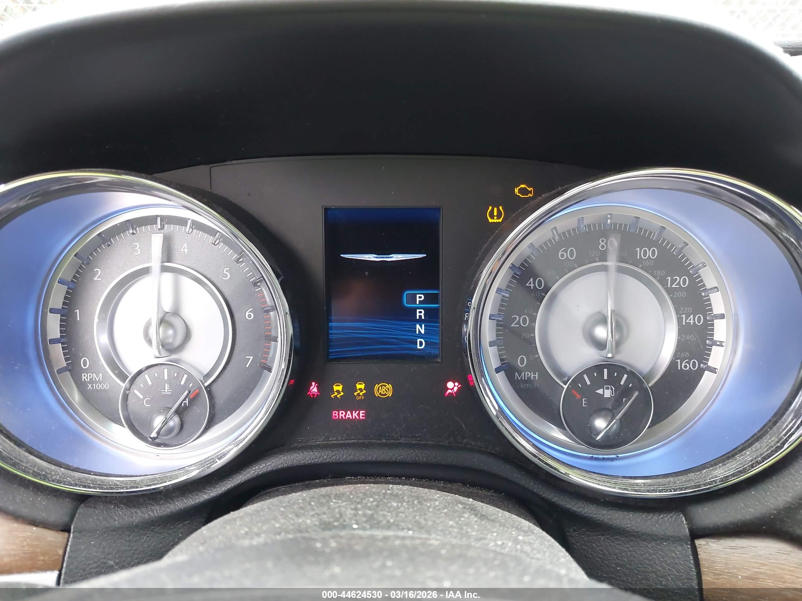 CHRYSLER 300C image 7