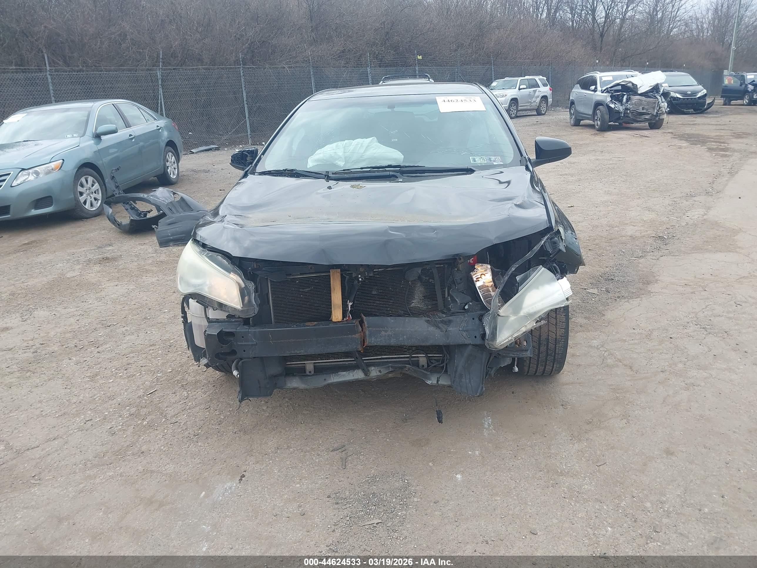 TOYOTA CAMRY image 6