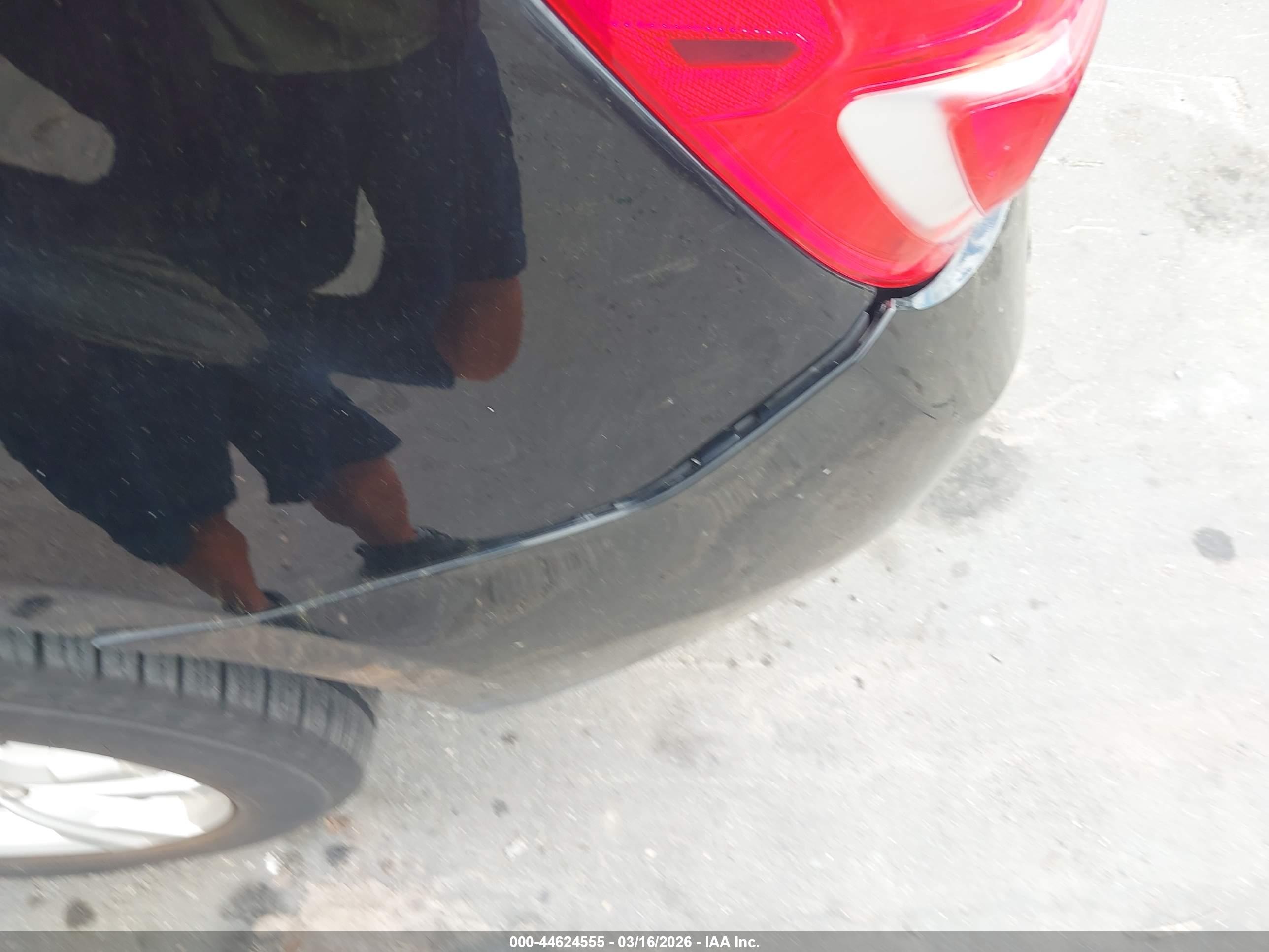 CHEVROLET EQUINOX image 6