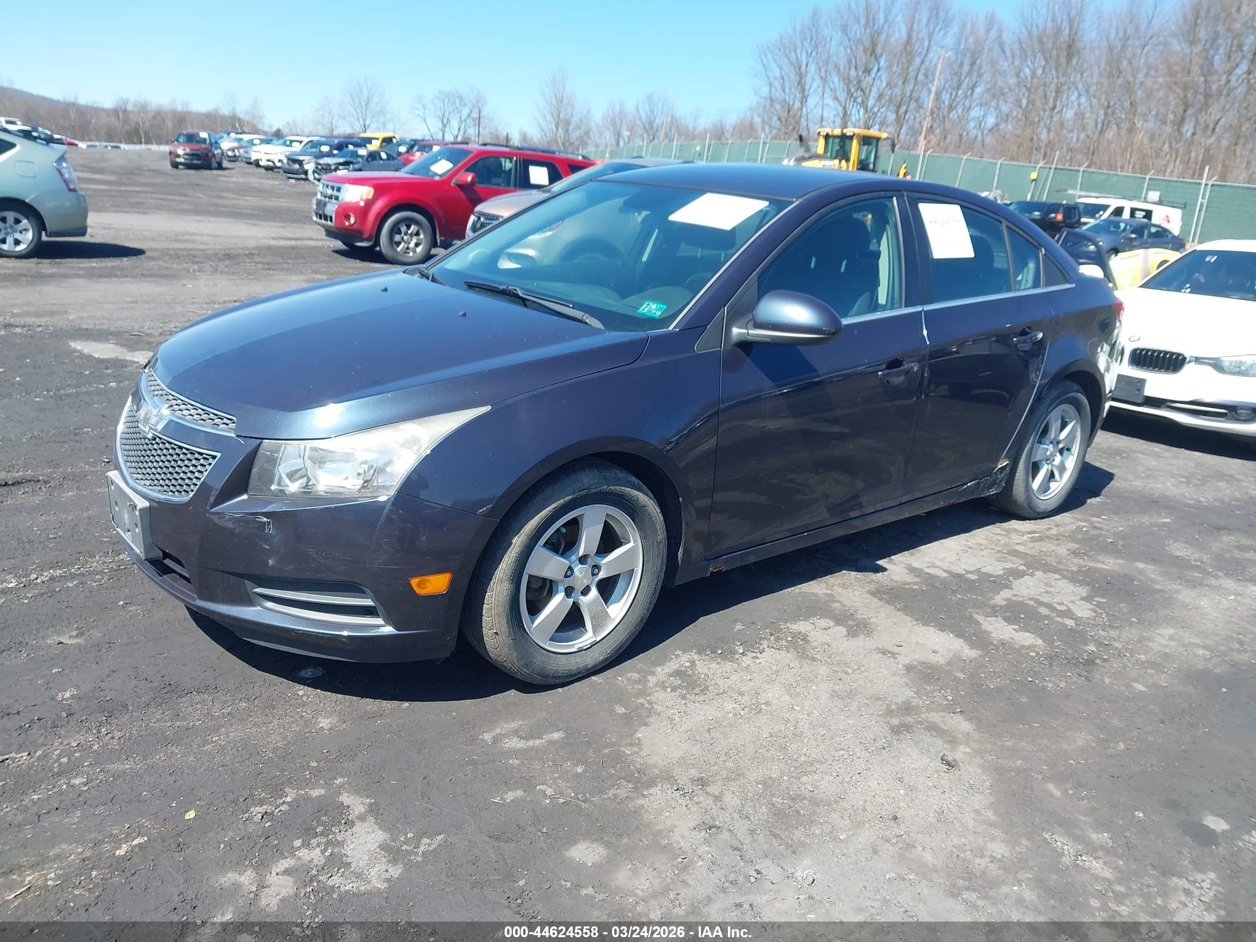 CHEVROLET CRUZE image 2