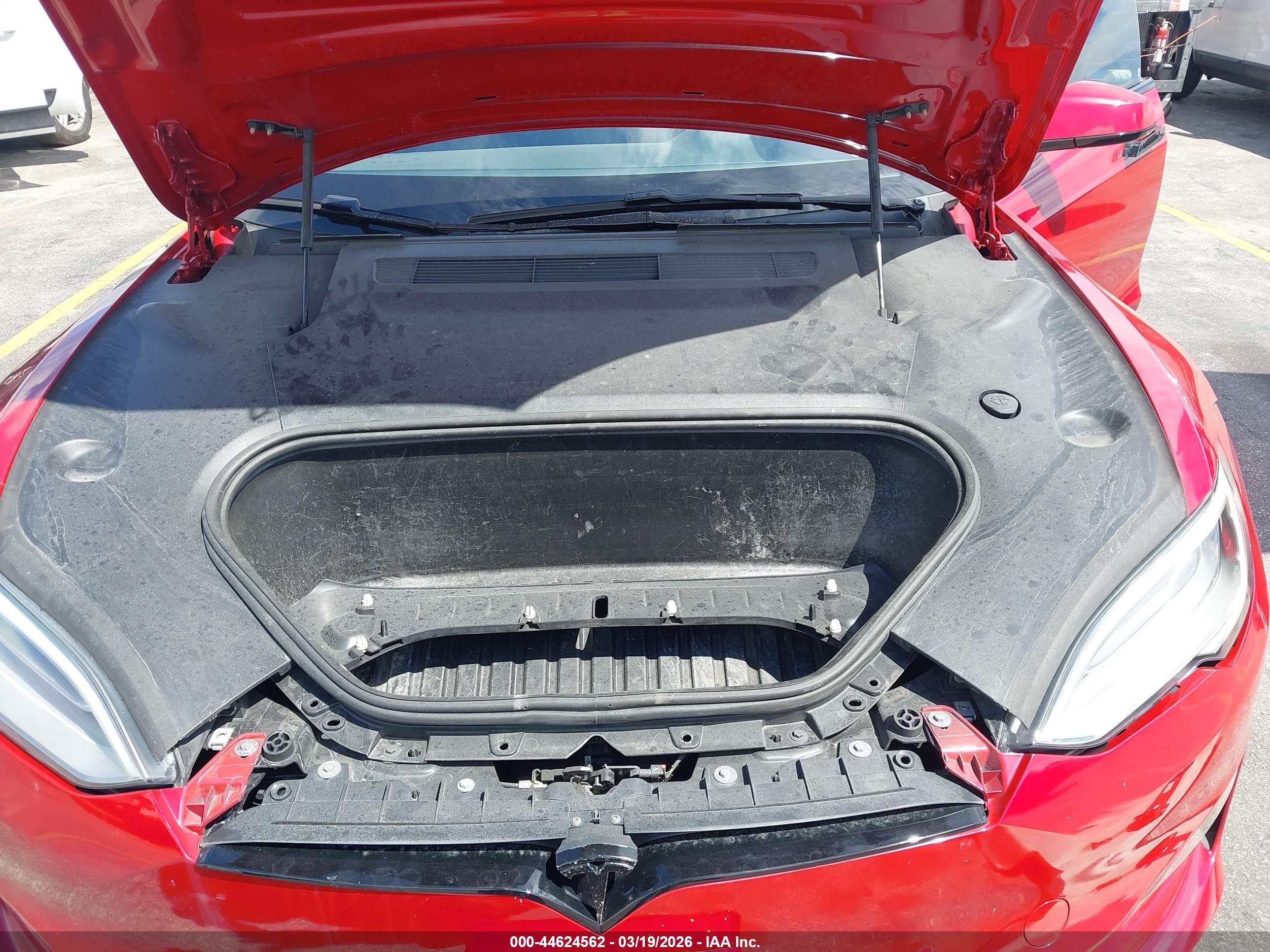 TESLA MODEL image 10