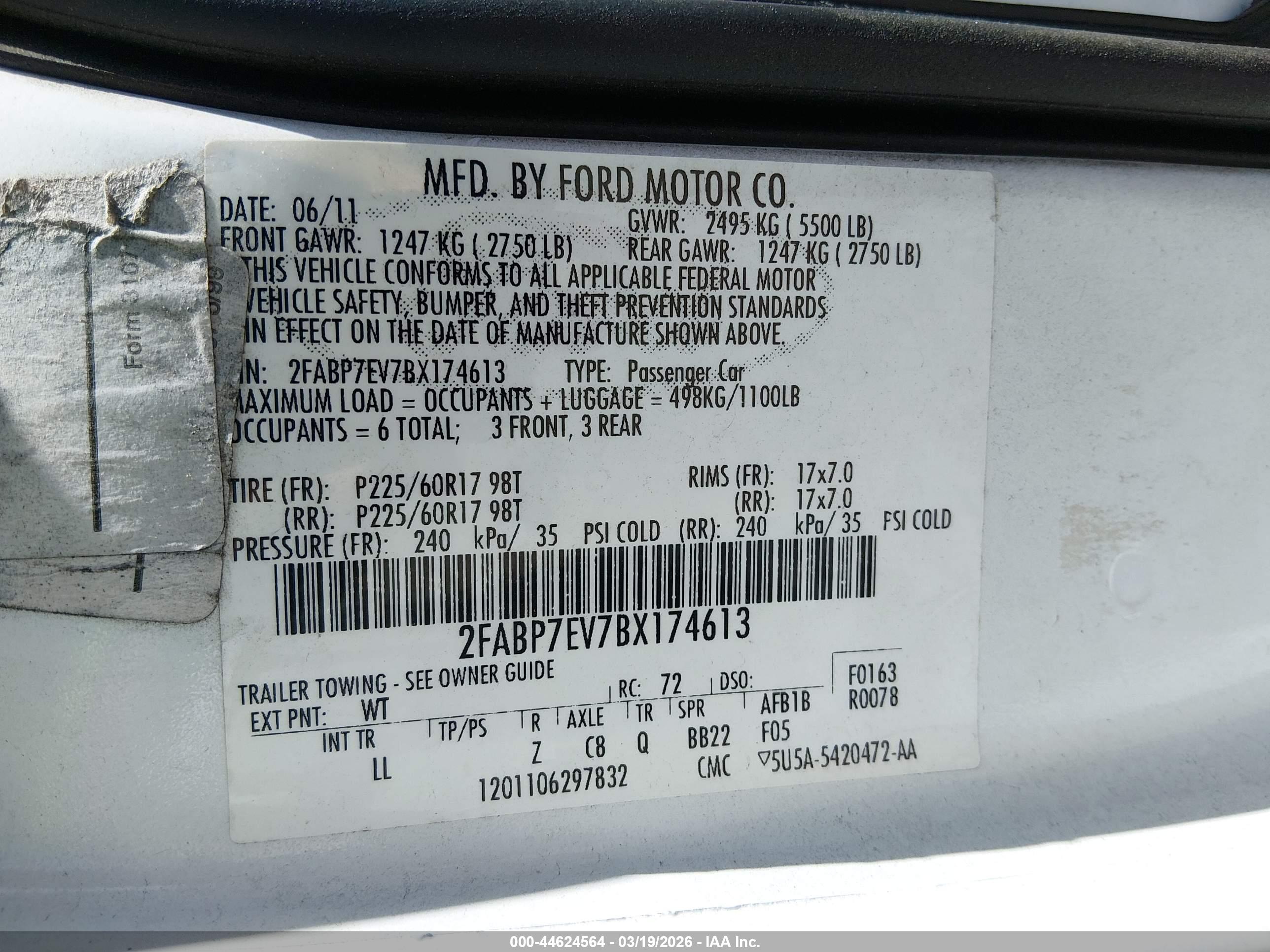 FORD CROWN image 9
