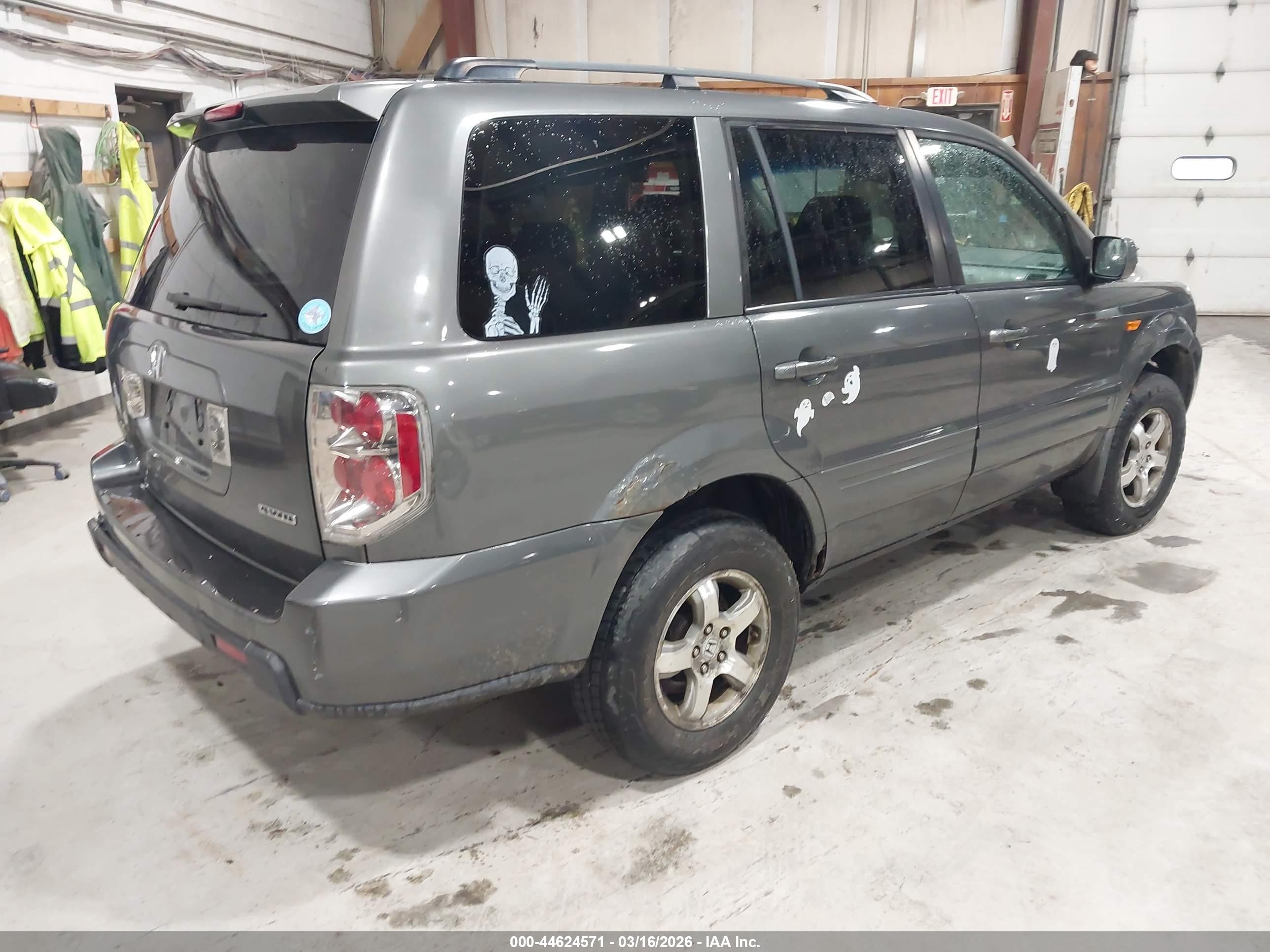 HONDA PILOT image 4