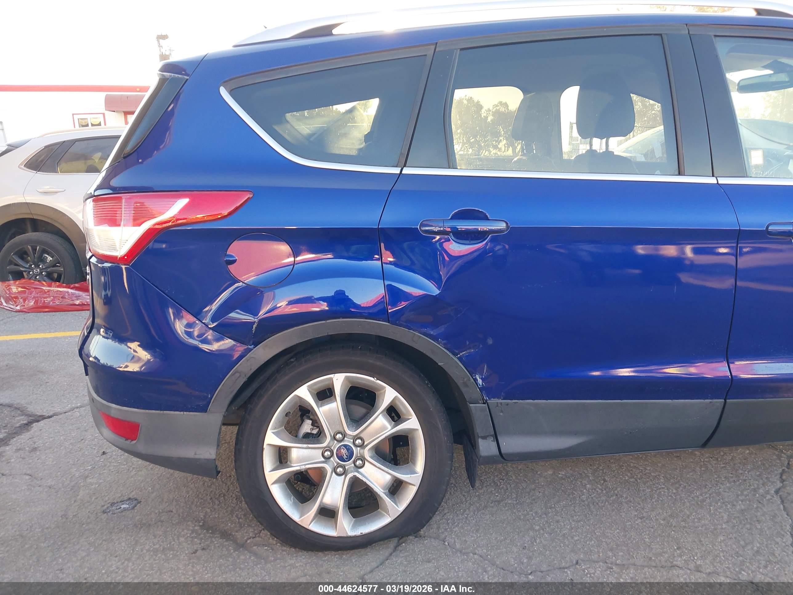 FORD ESCAPE image 6