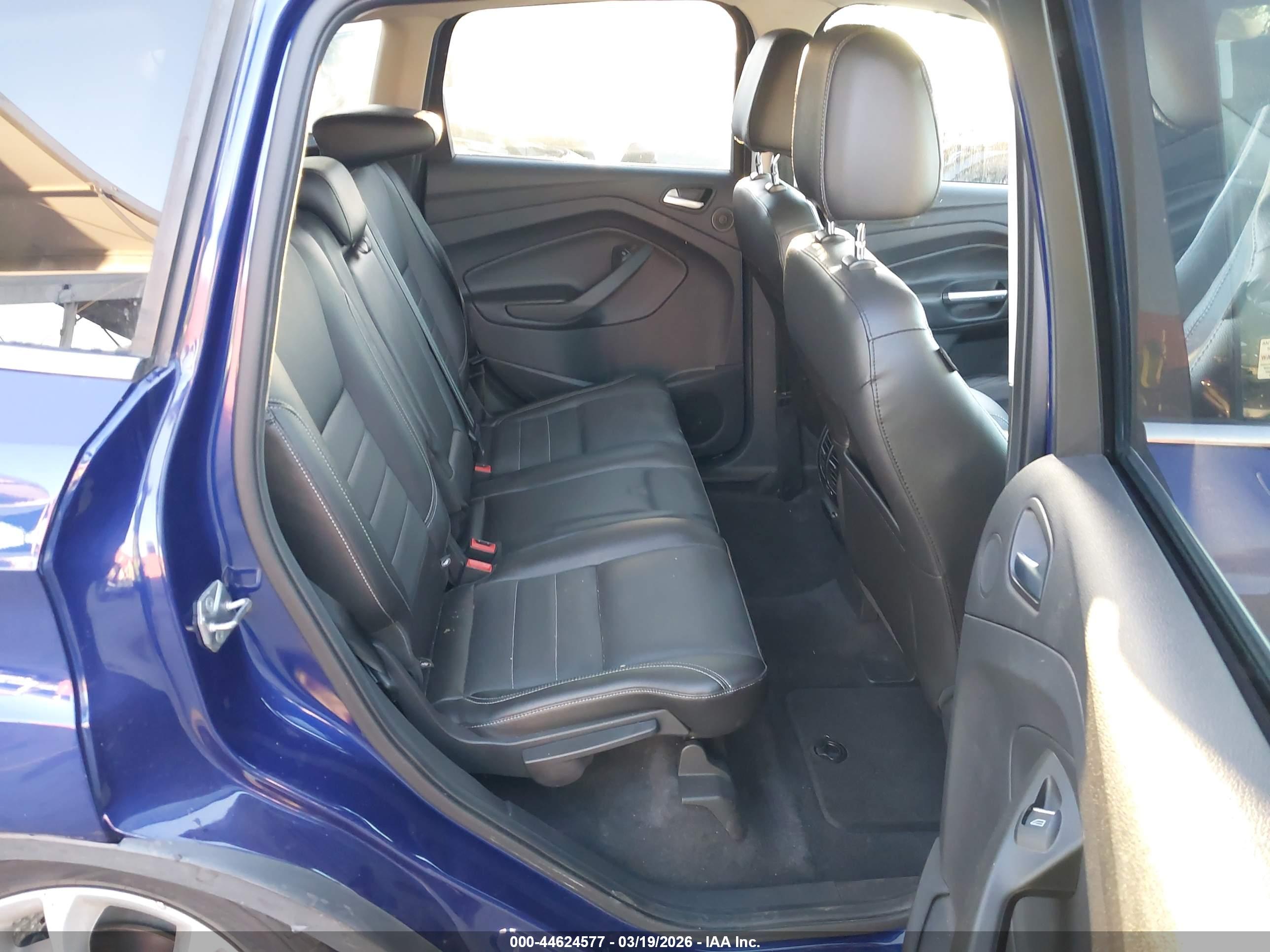 FORD ESCAPE image 8