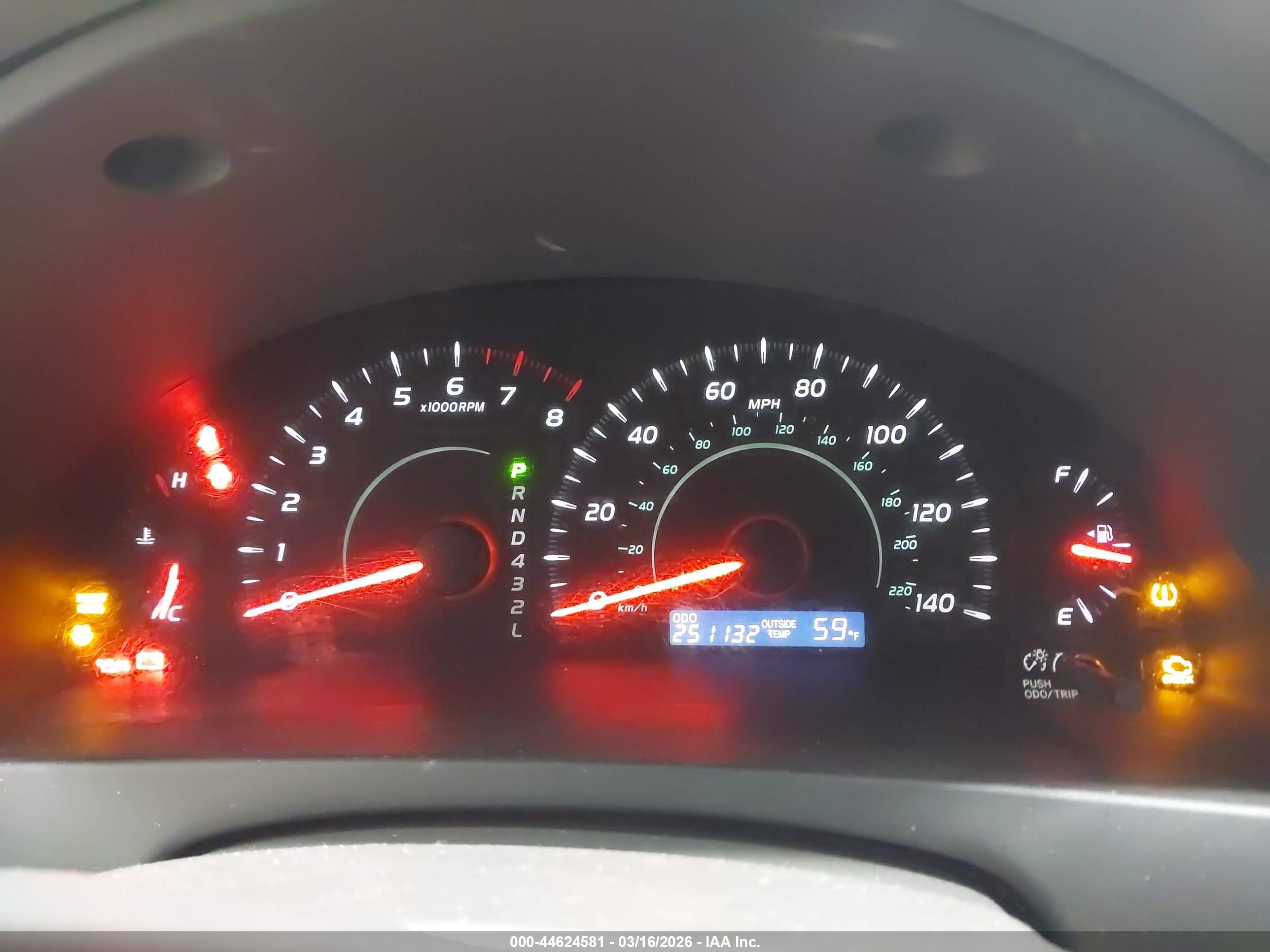 TOYOTA CAMRY image 7
