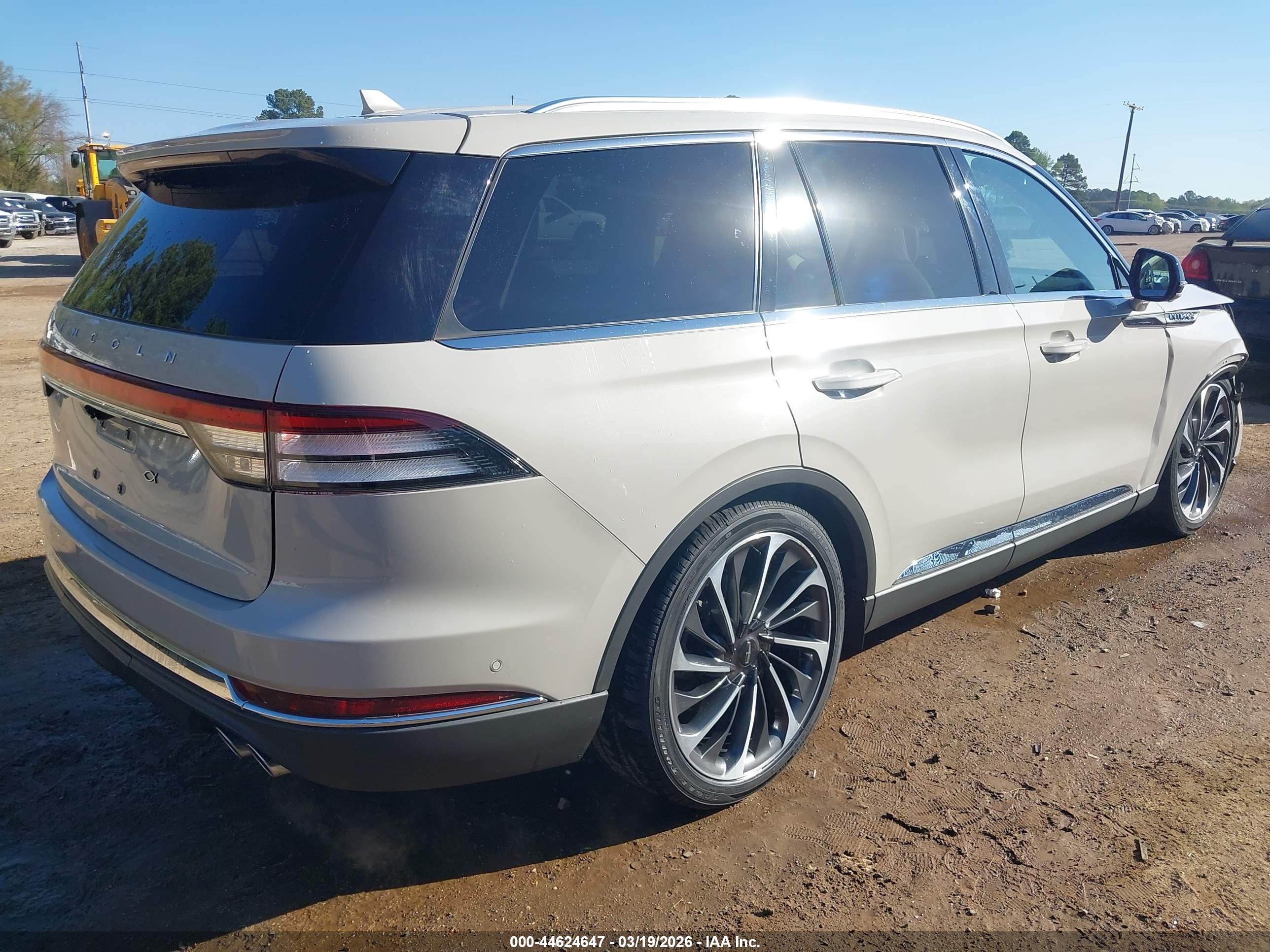 LINCOLN AVIATOR image 4