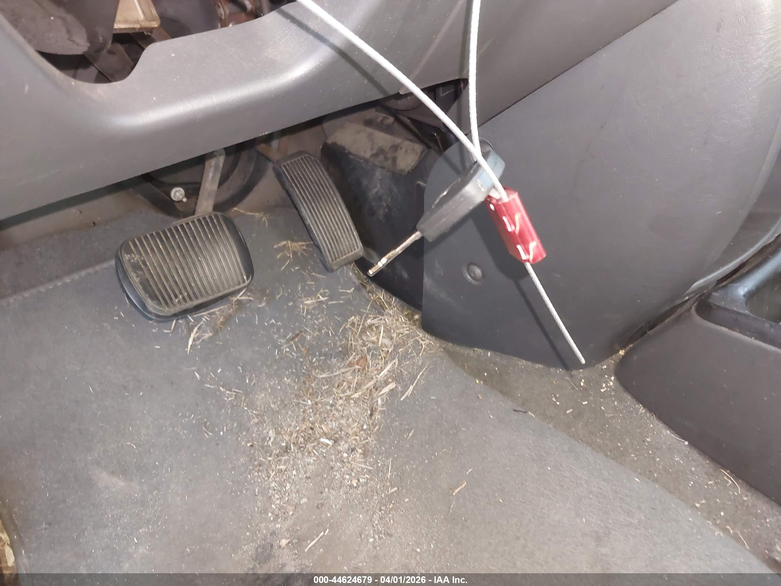 FORD ESCAPE image 11