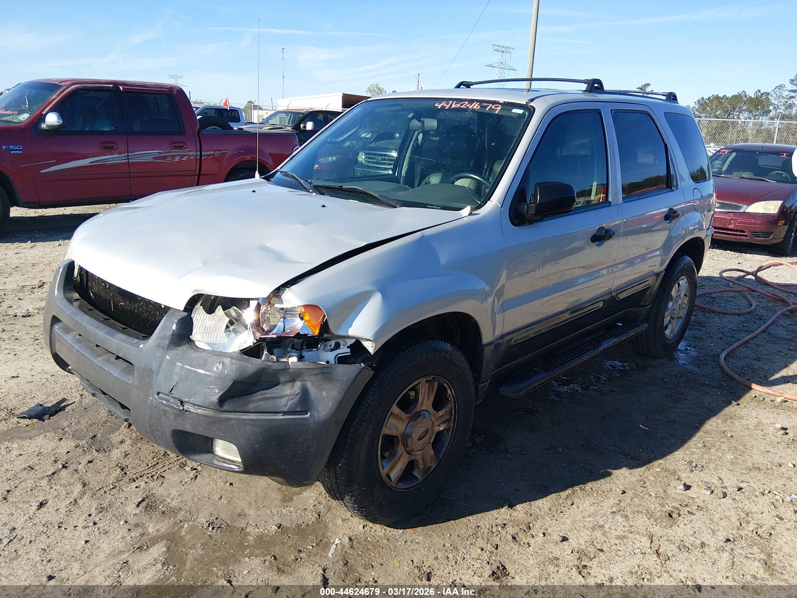 FORD ESCAPE image 2