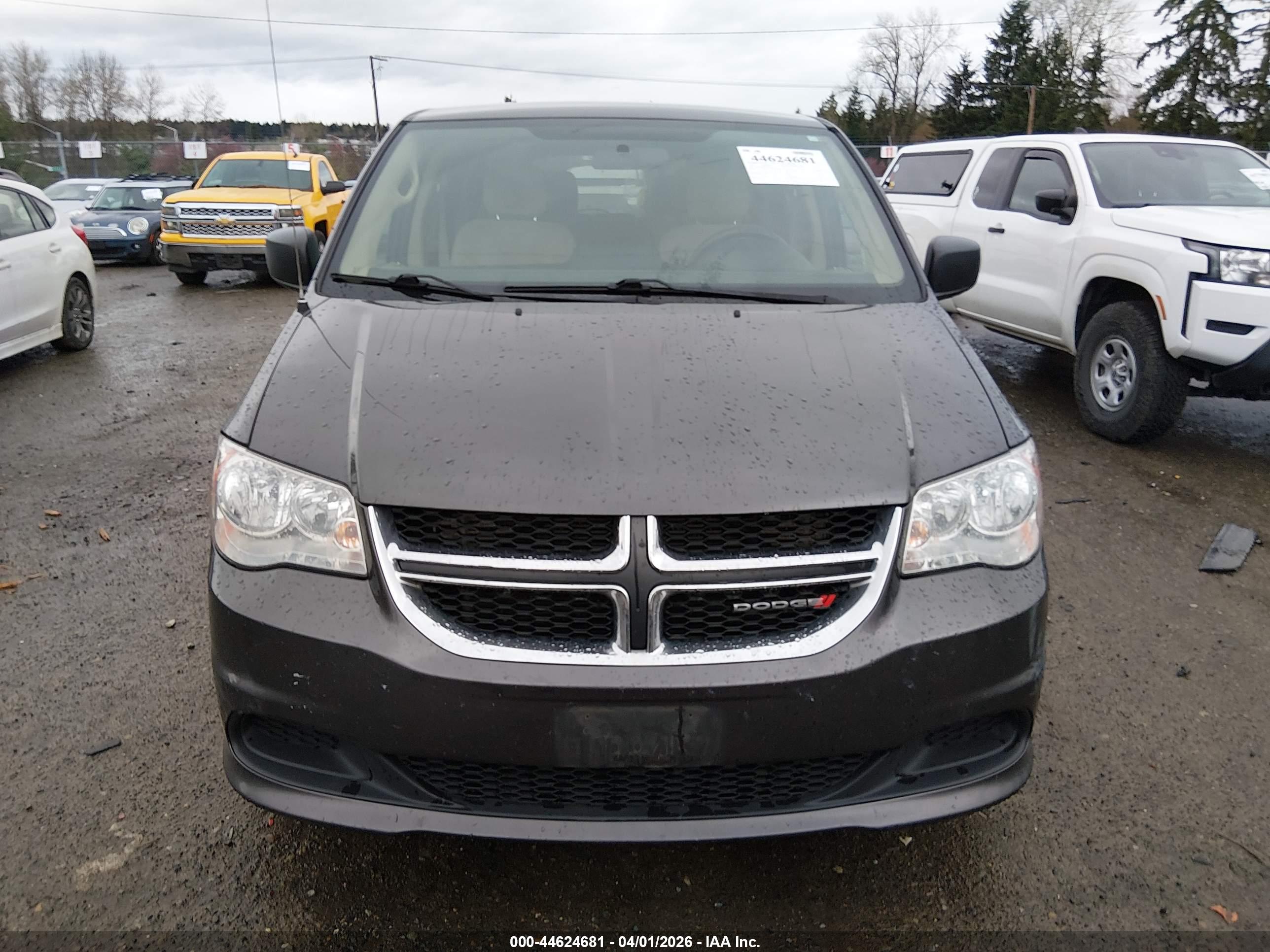 DODGE GRAND image 6