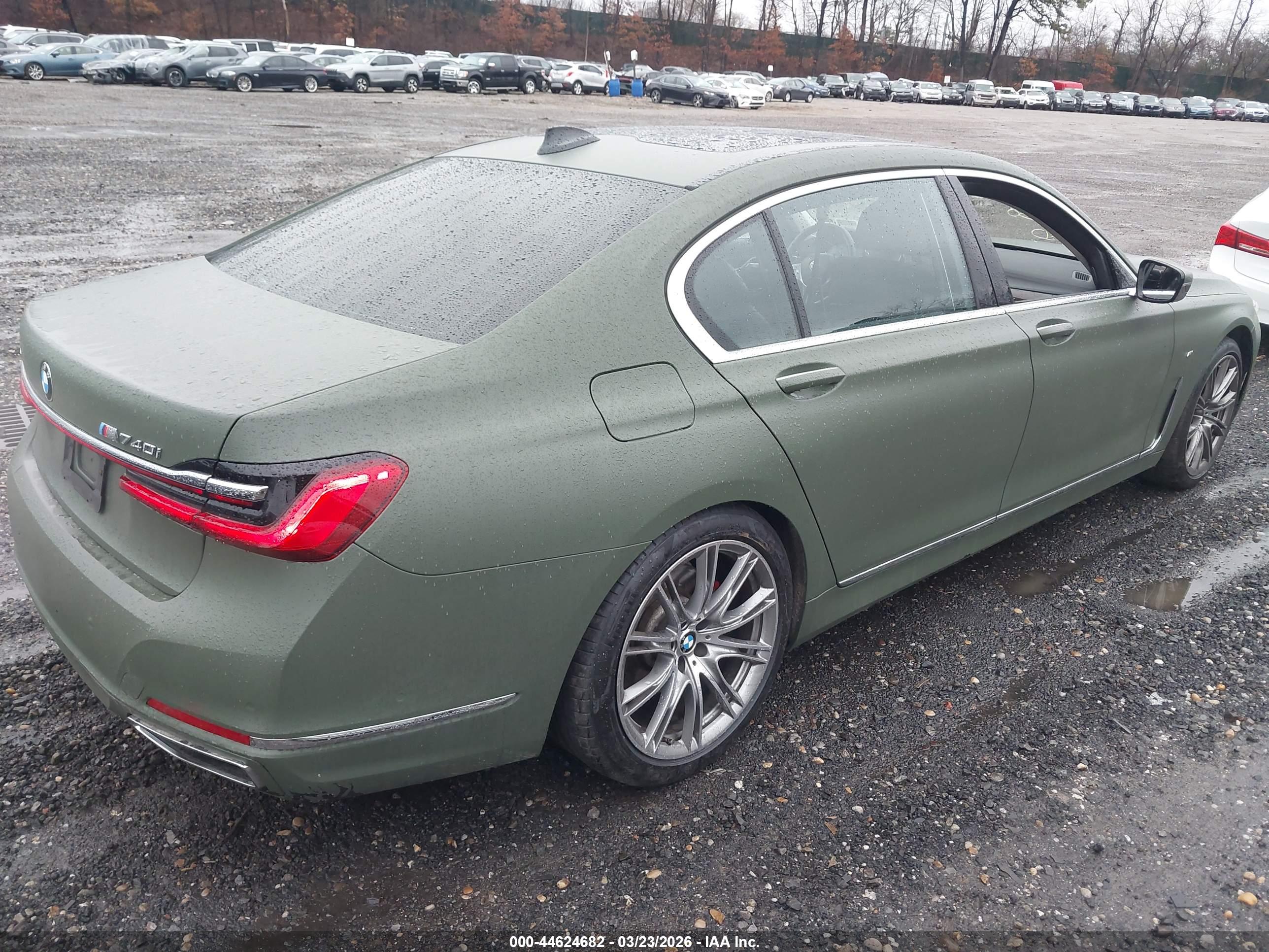 BMW 740I image 4