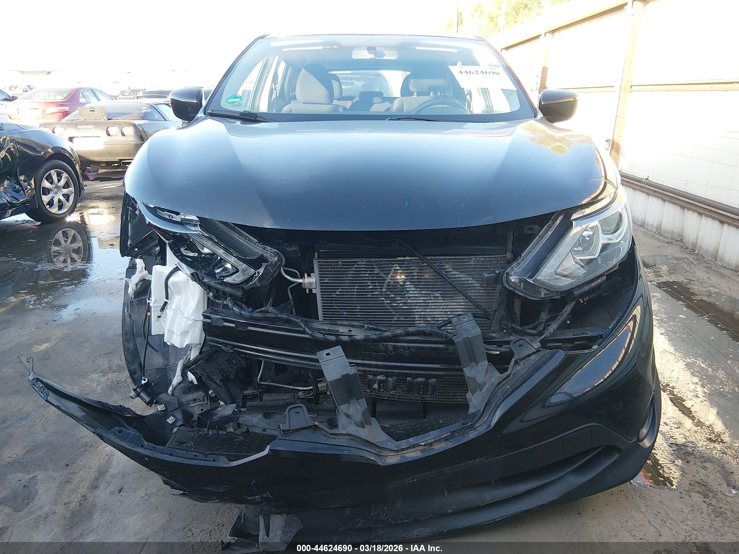 NISSAN ROGUE image 6