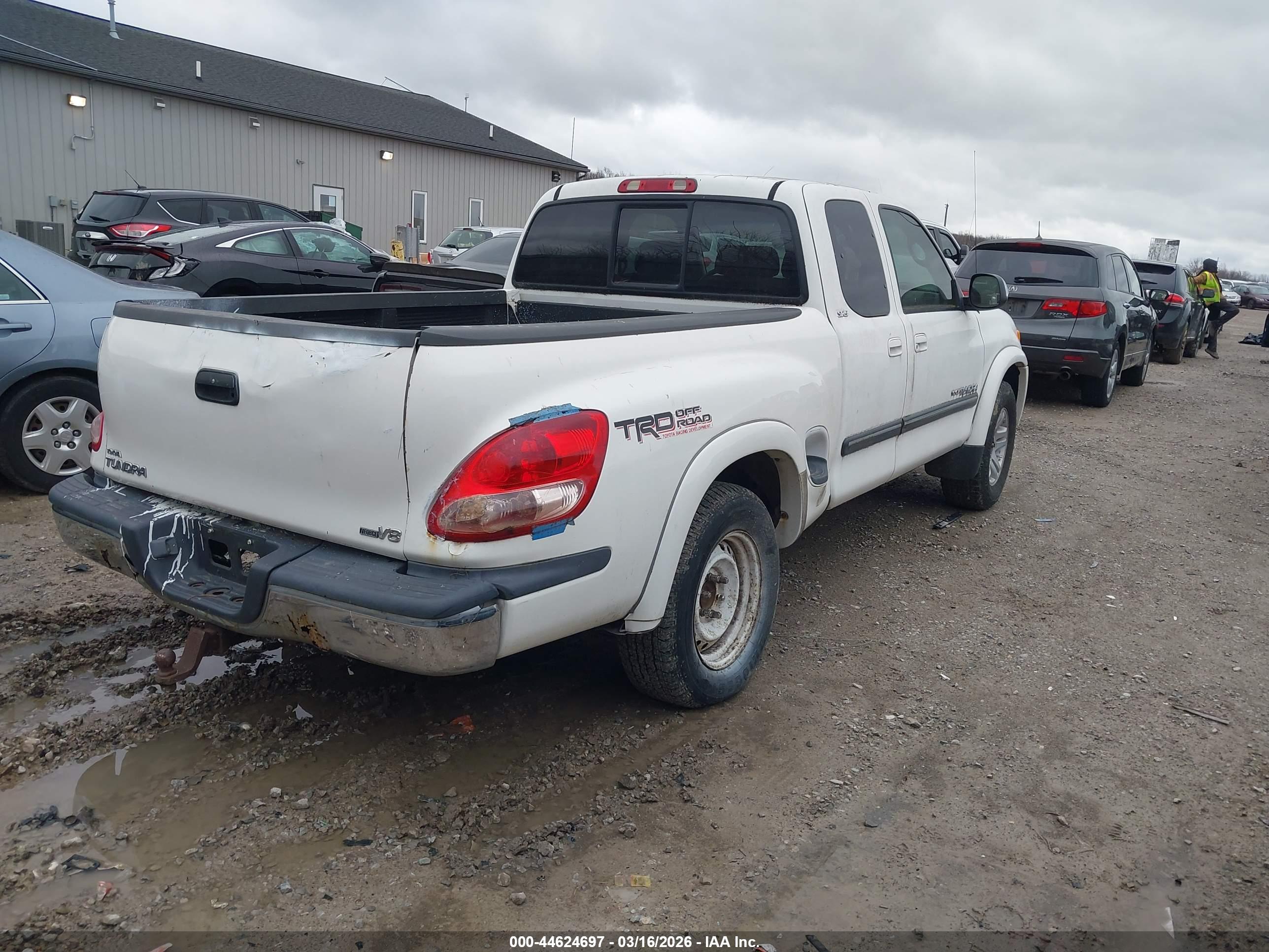 TOYOTA TUNDRA image 4