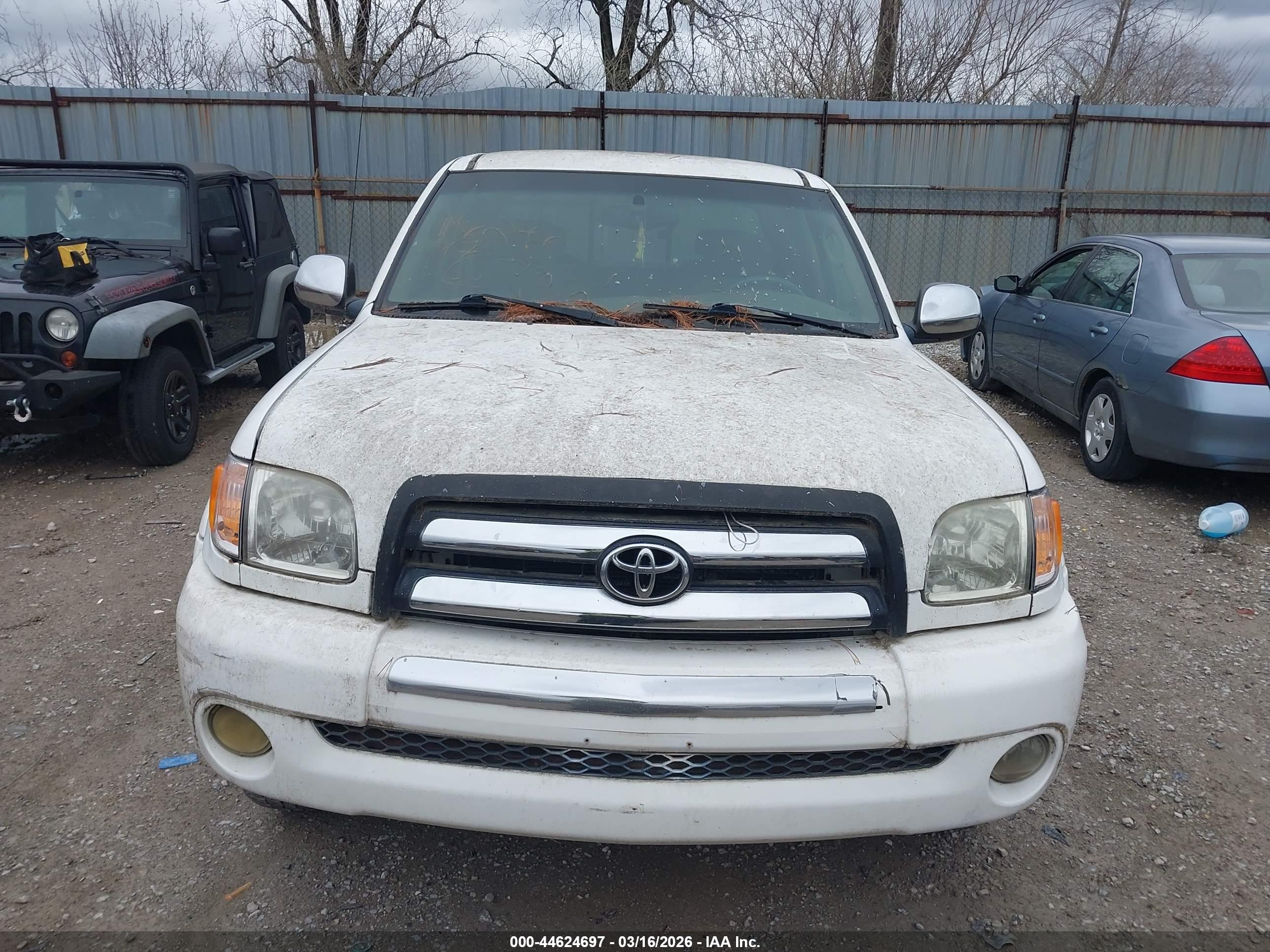 TOYOTA TUNDRA image 6