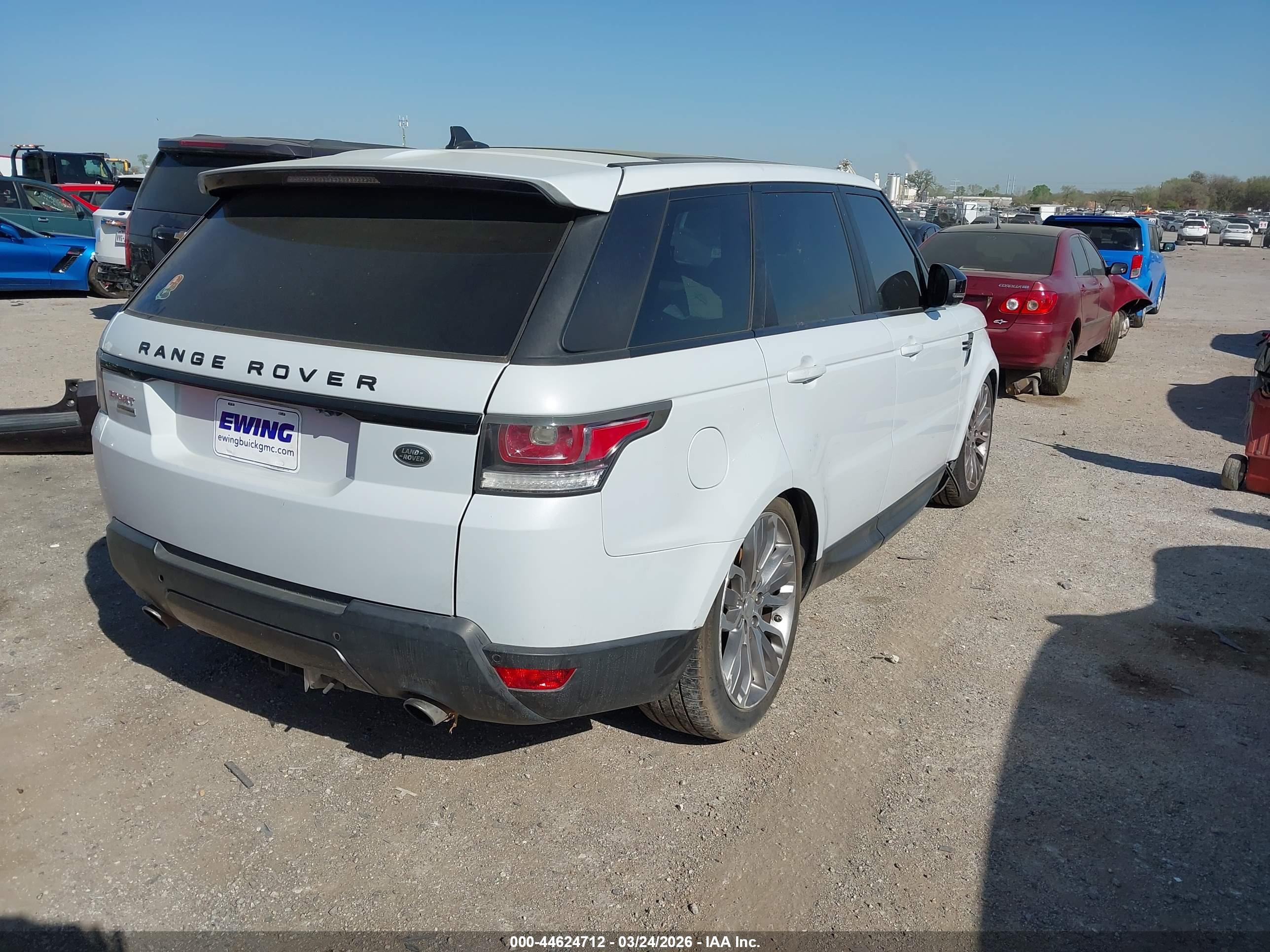 LAND ROVER image 4