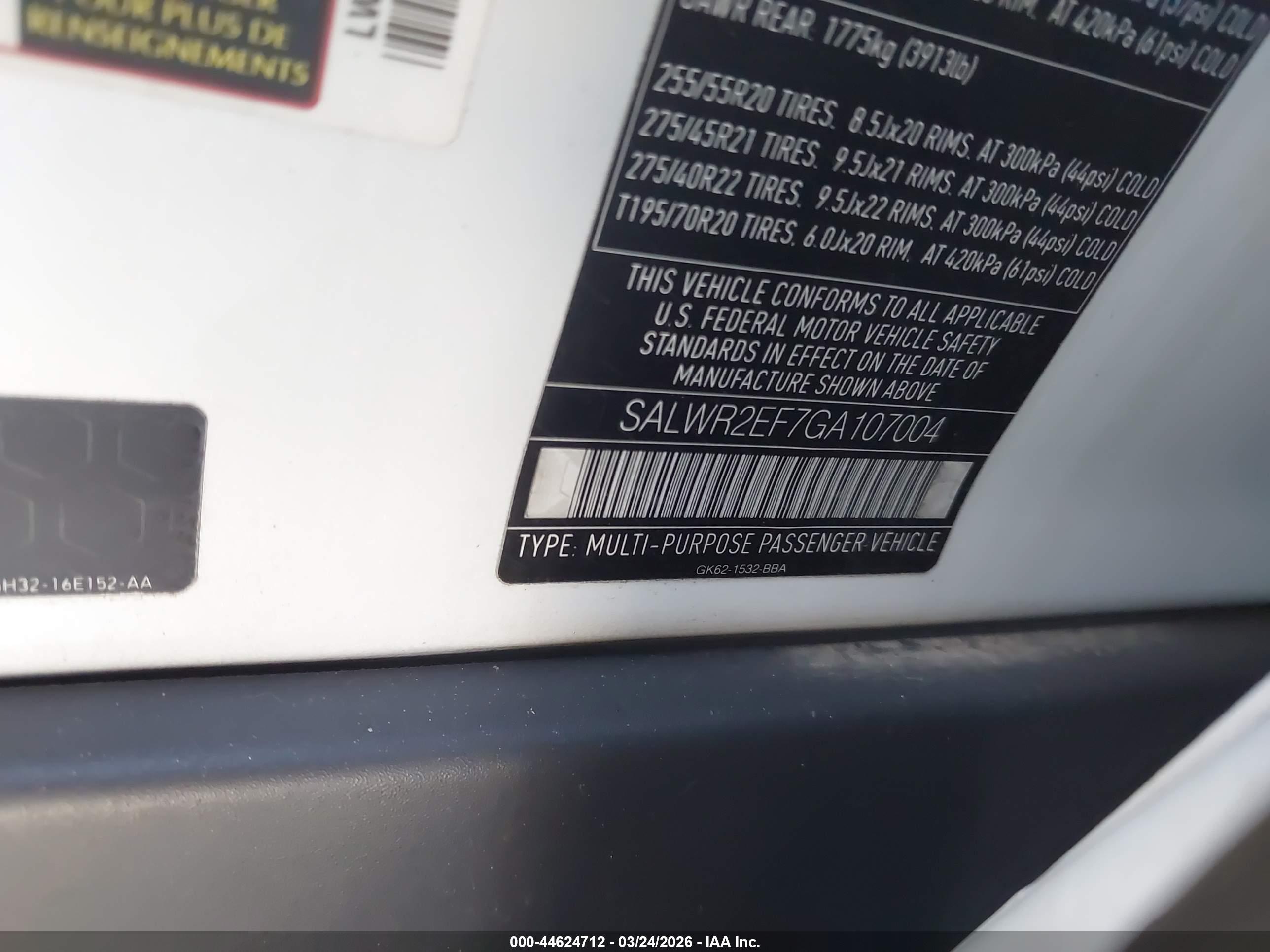 LAND ROVER image 9