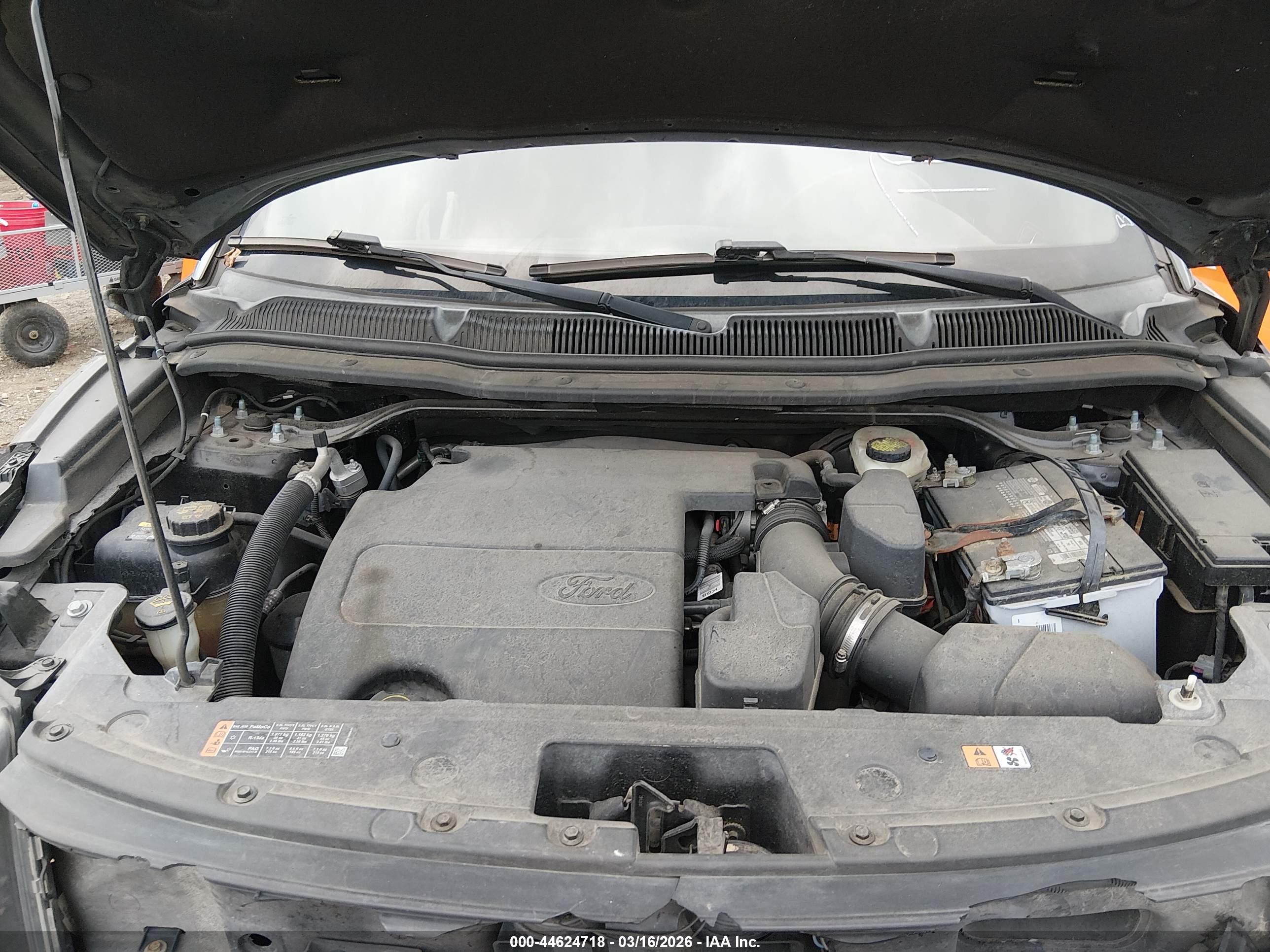 FORD EXPLORER image 10