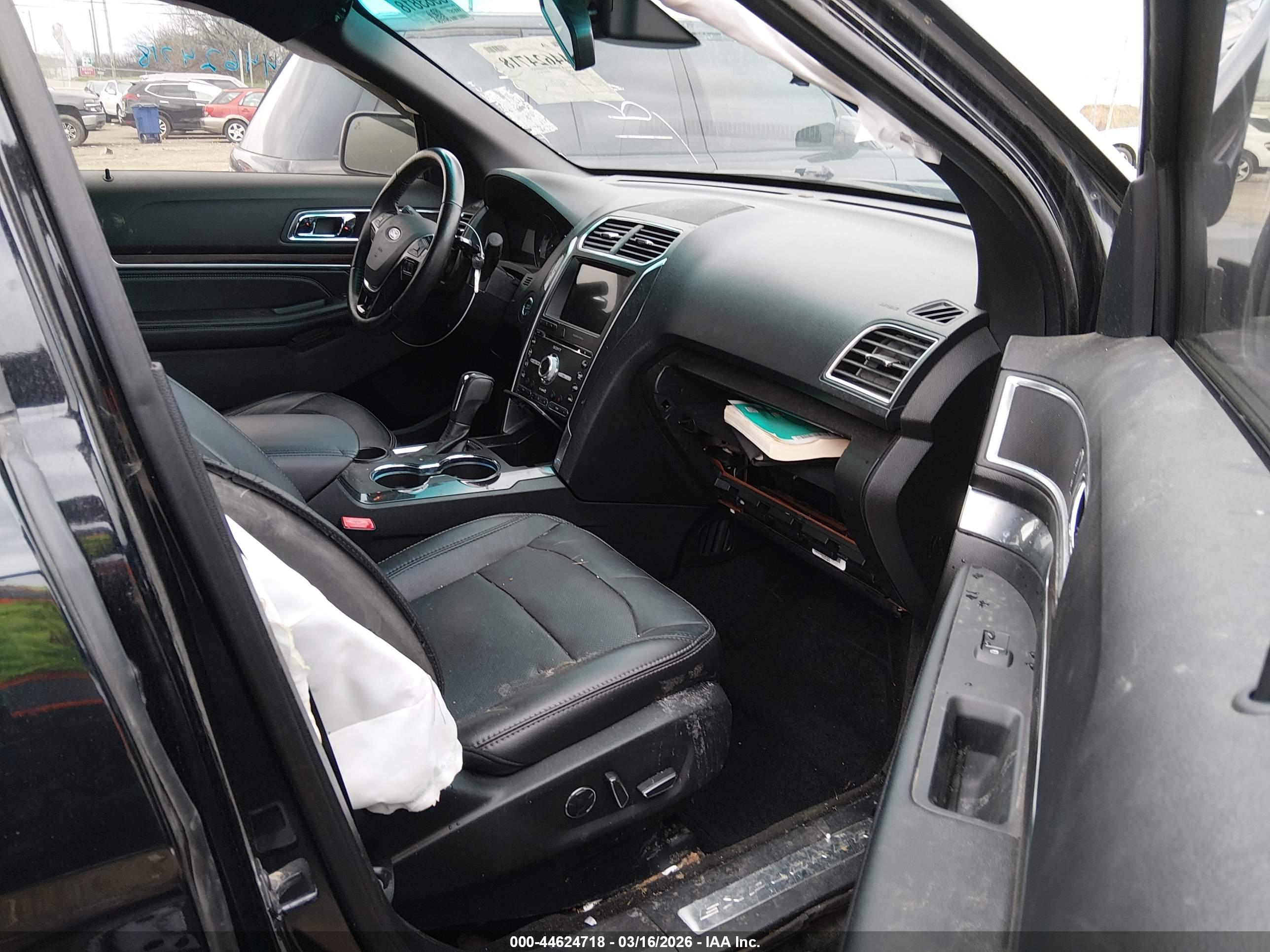 FORD EXPLORER image 5
