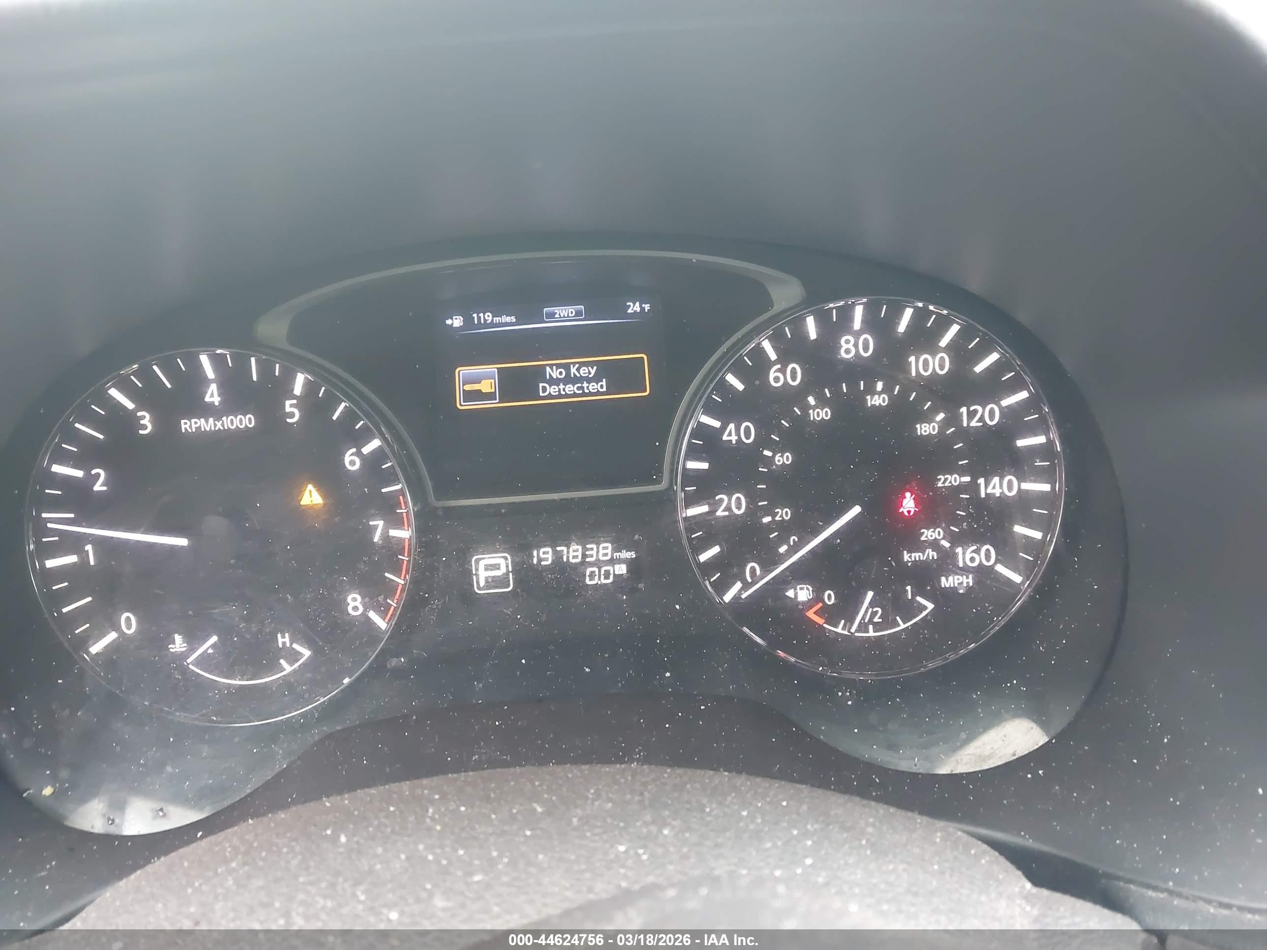 NISSAN PATHFINDER image 7