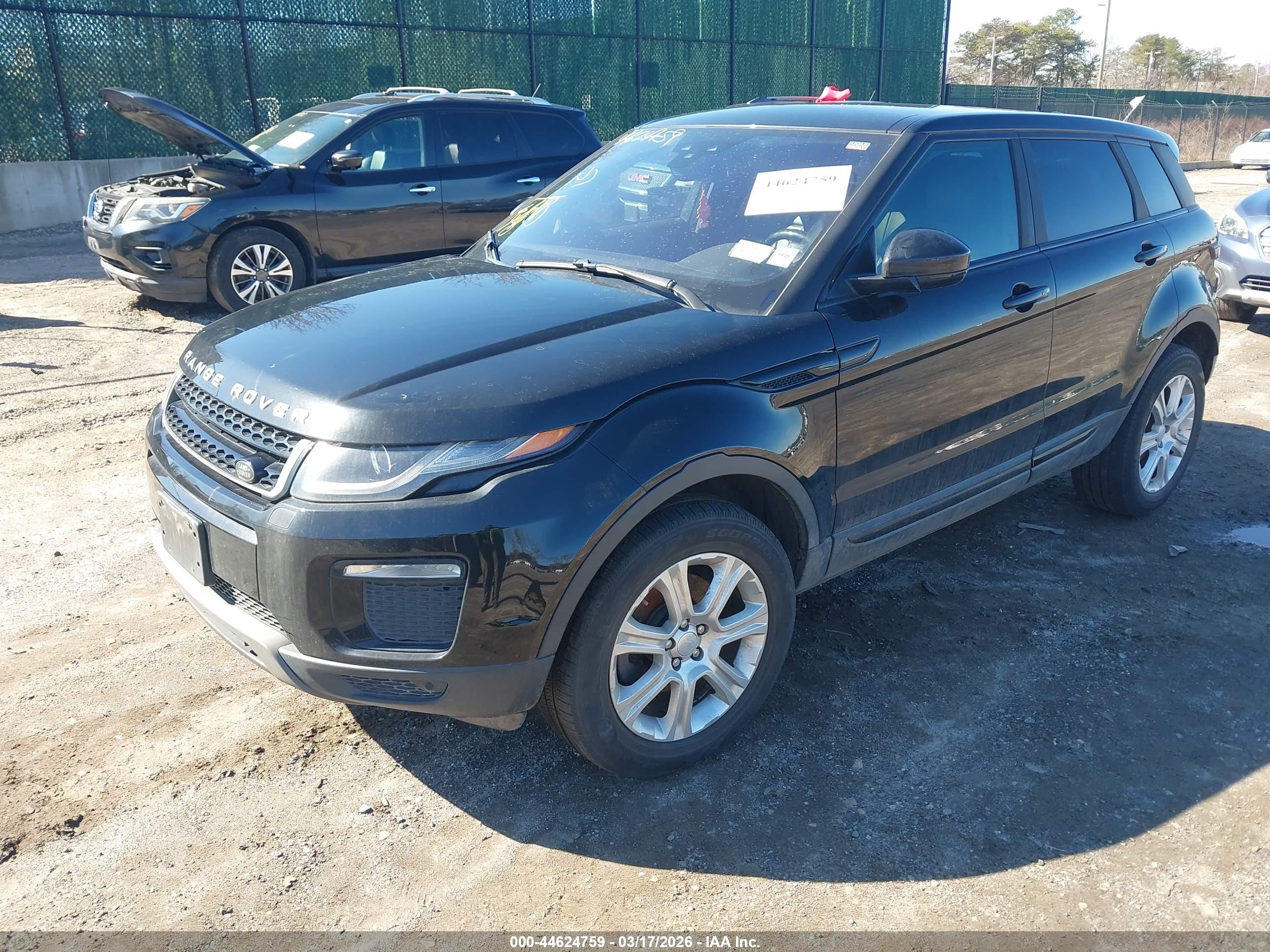 LAND ROVER image 2