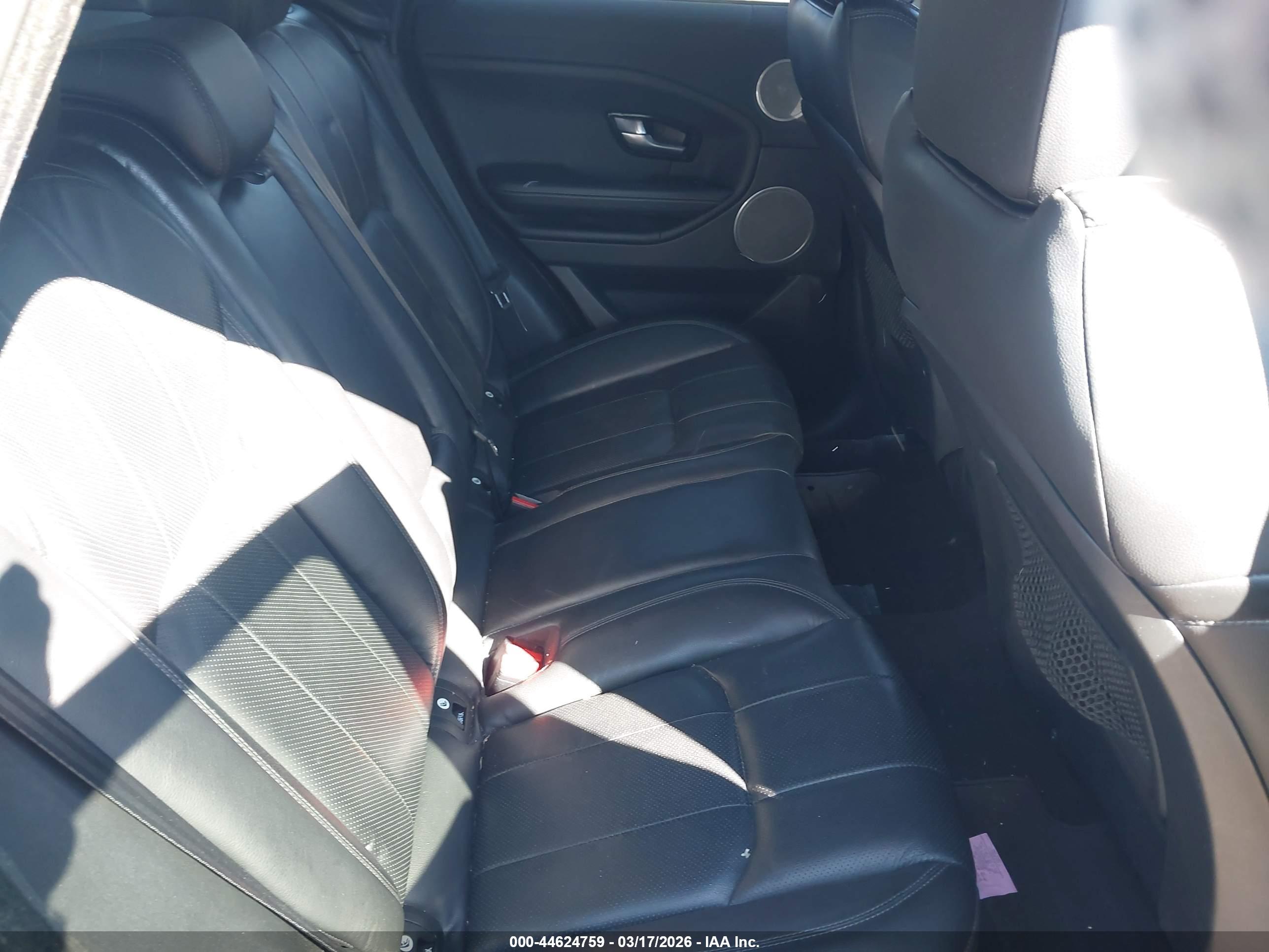 LAND ROVER image 8