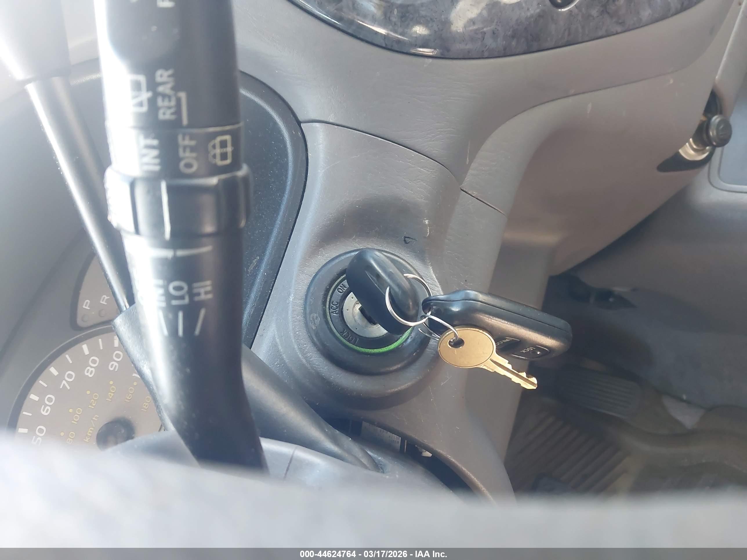TOYOTA SEQUOIA image 11