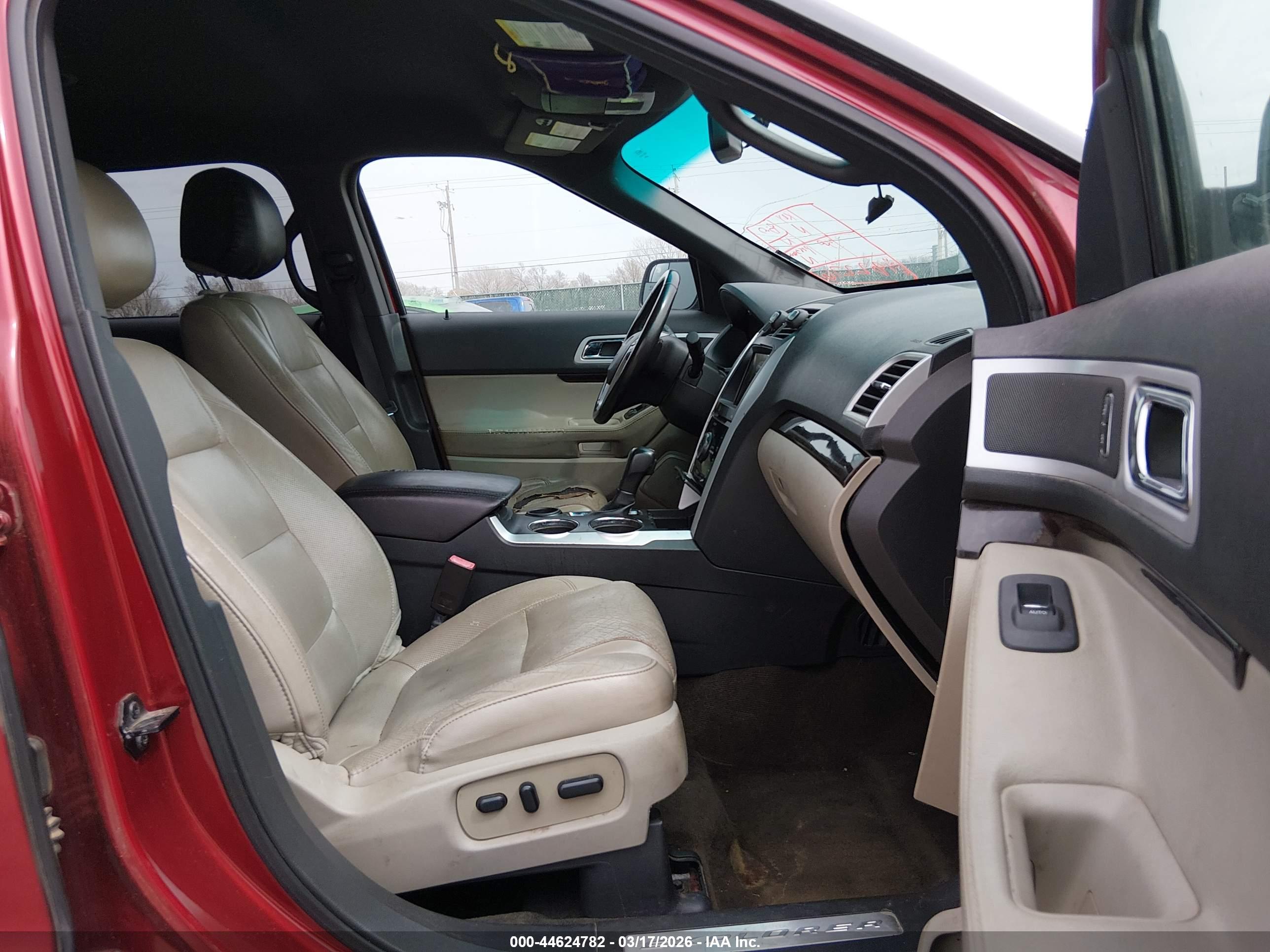 FORD EXPLORER image 5