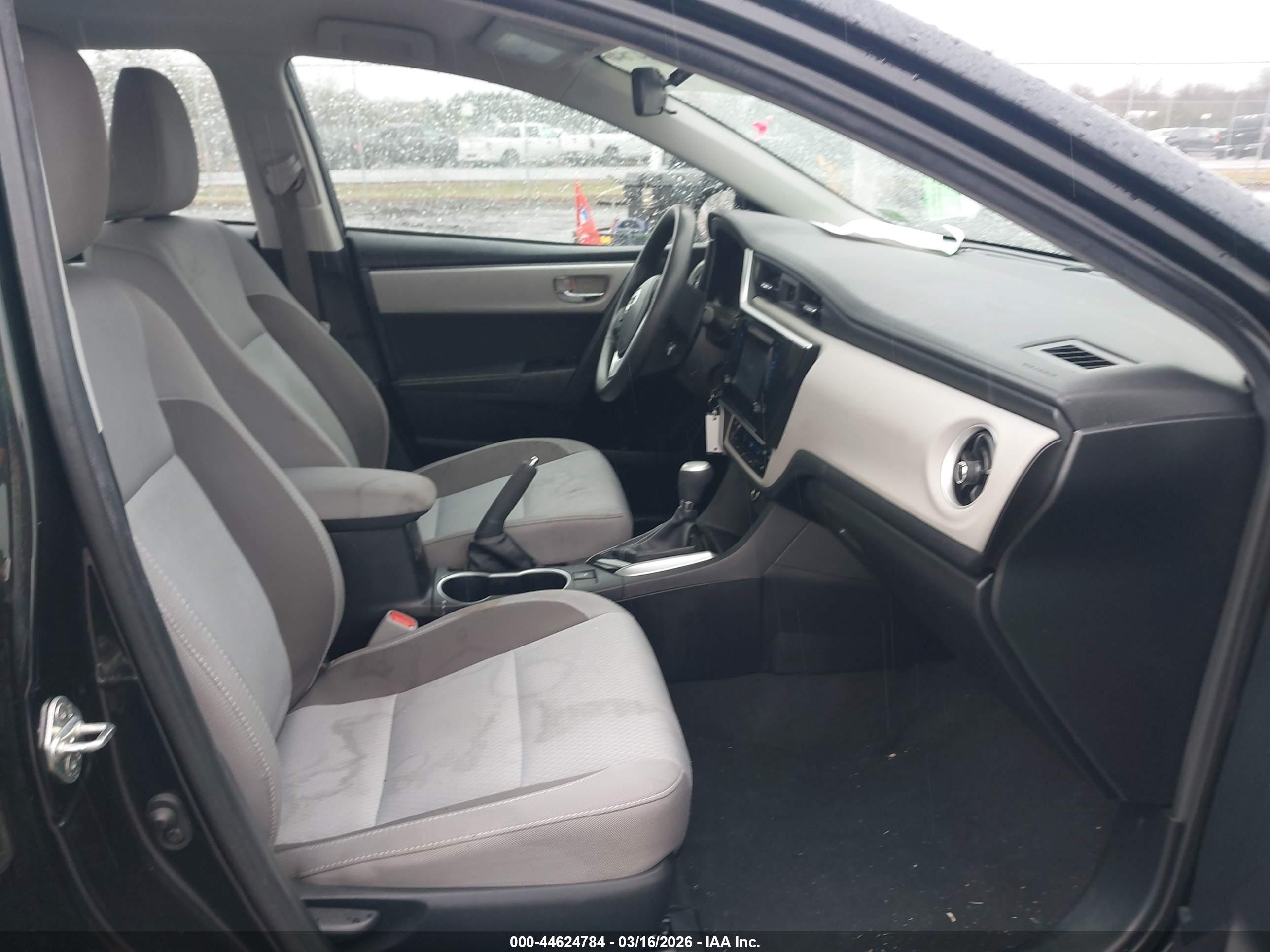 TOYOTA COROLLA image 5