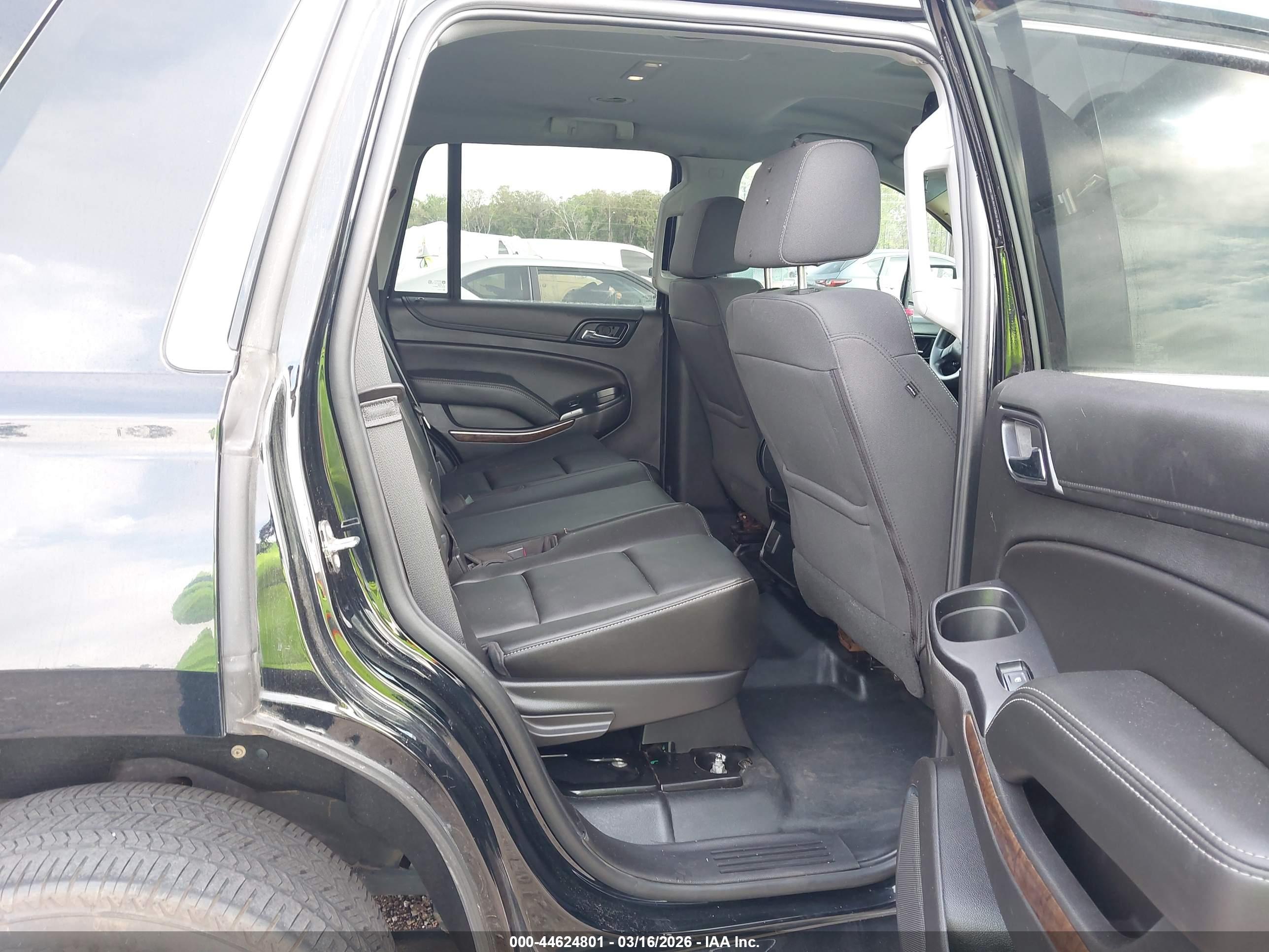 CHEVROLET TAHOE image 8