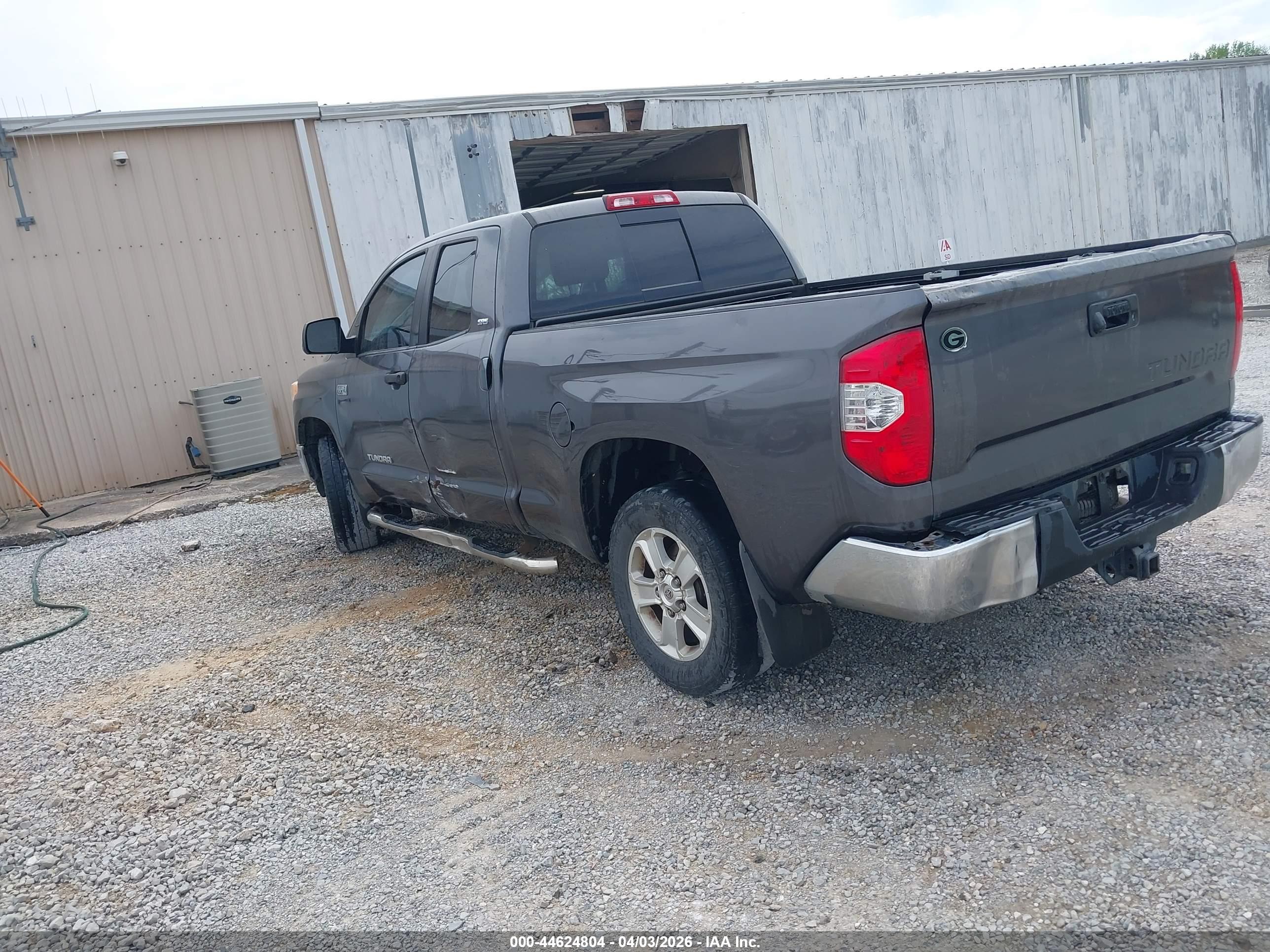 TOYOTA TUNDRA image 3