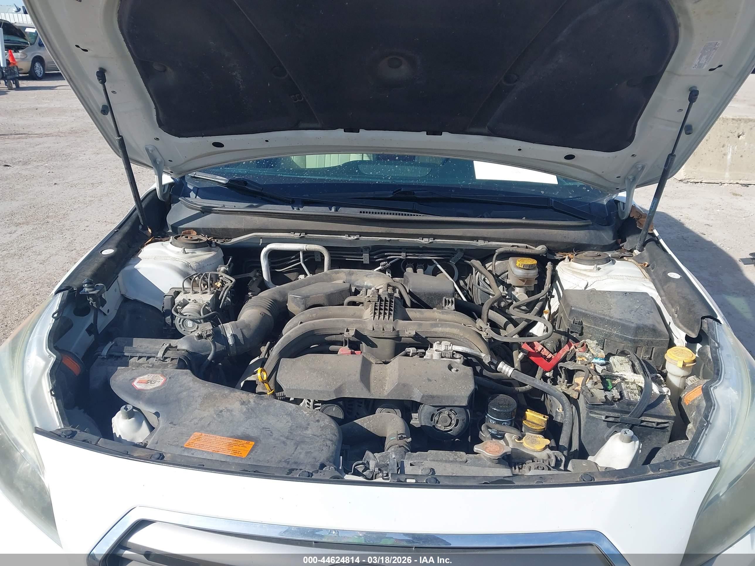 SUBARU OUTBACK image 10
