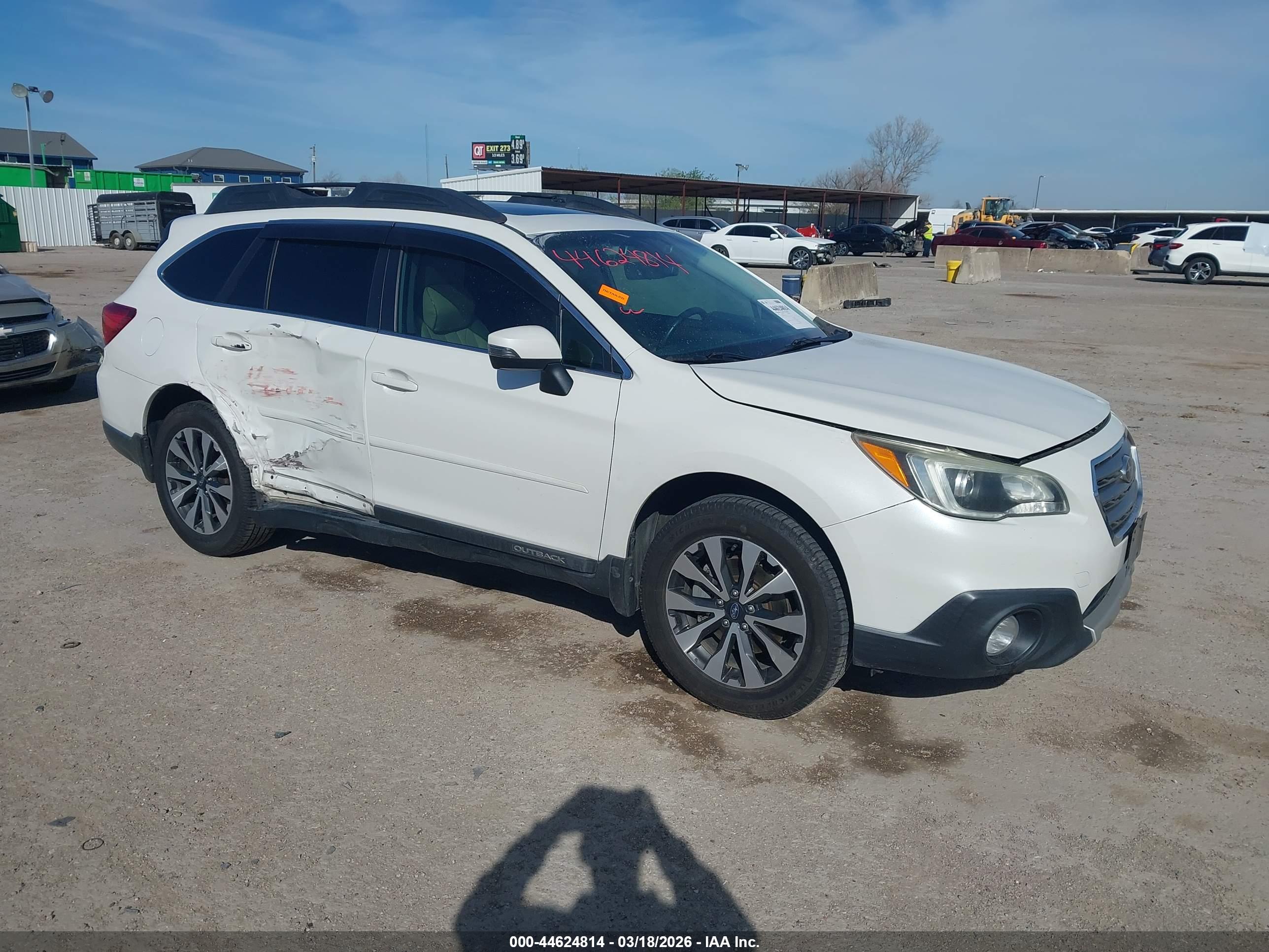 SUBARU OUTBACK image 6