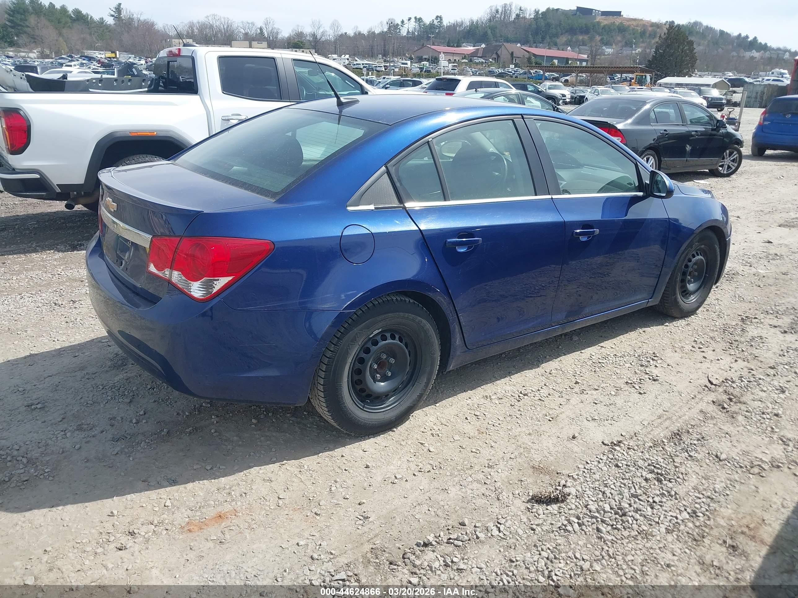 CHEVROLET CRUZE image 4