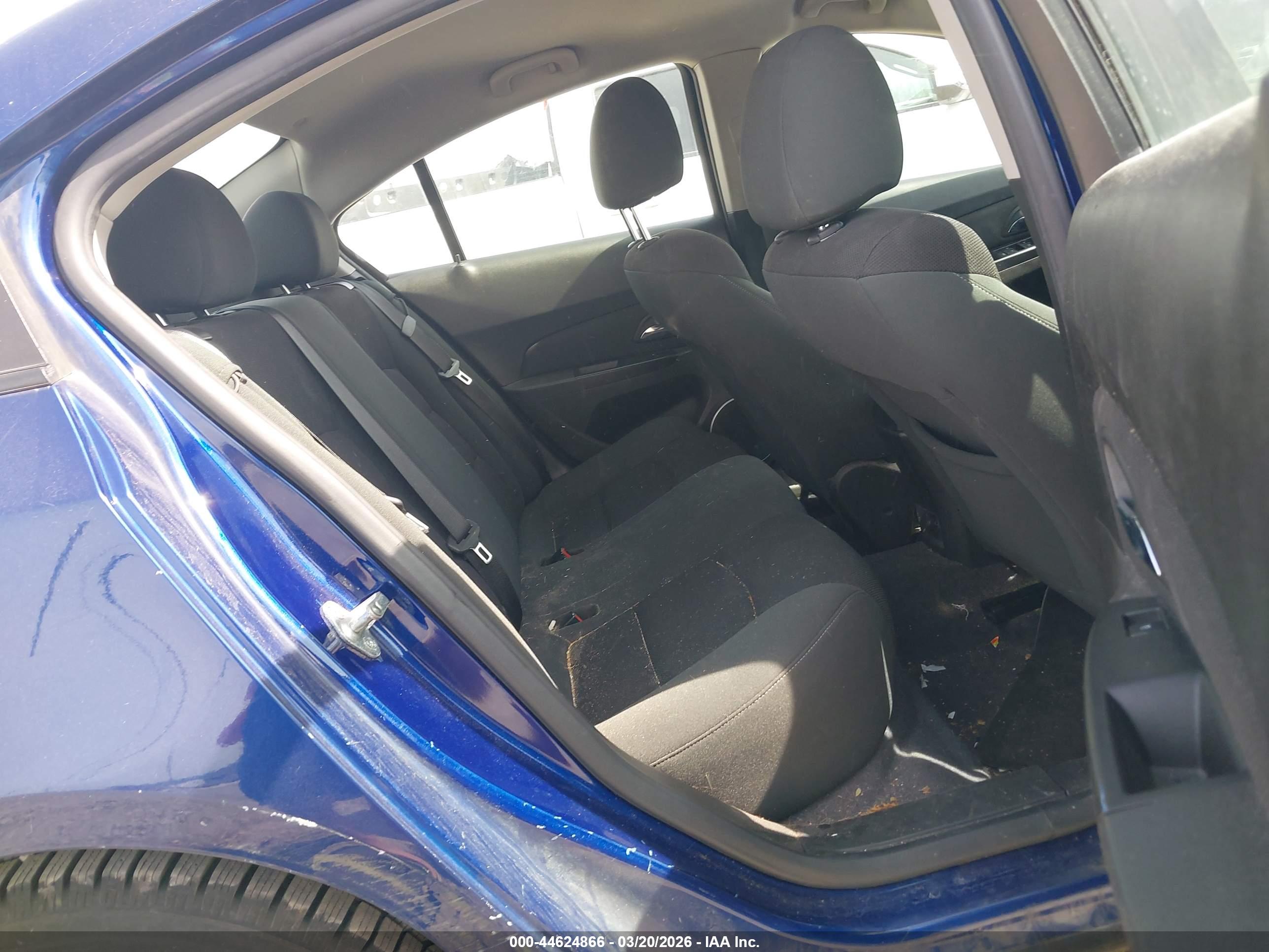 CHEVROLET CRUZE image 8