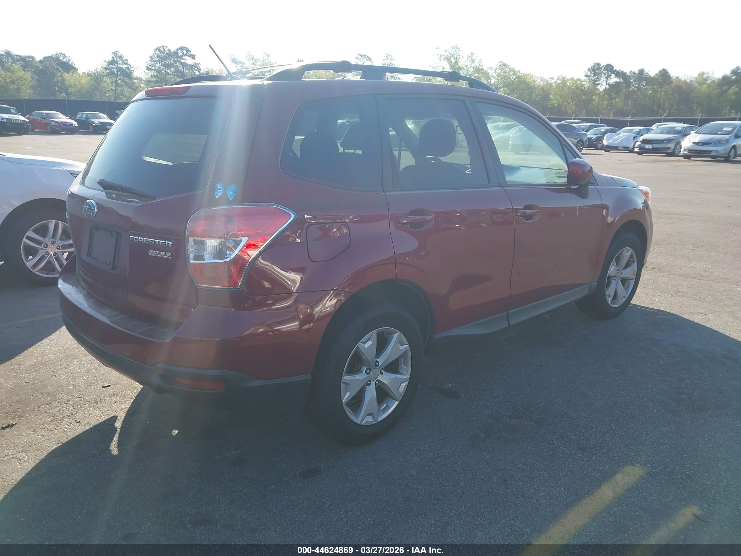 SUBARU FORESTER image 4