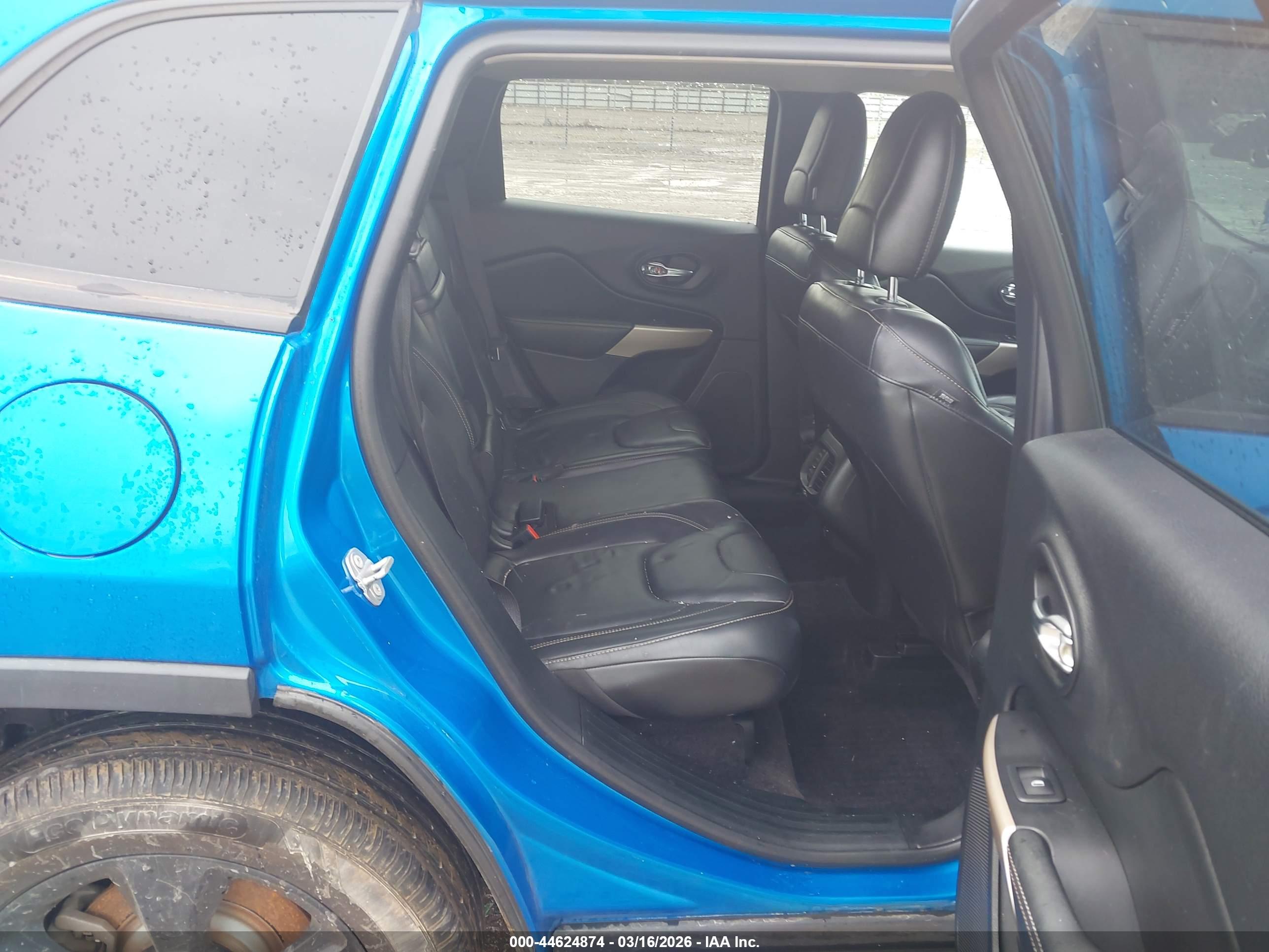 JEEP CHEROKEE image 8