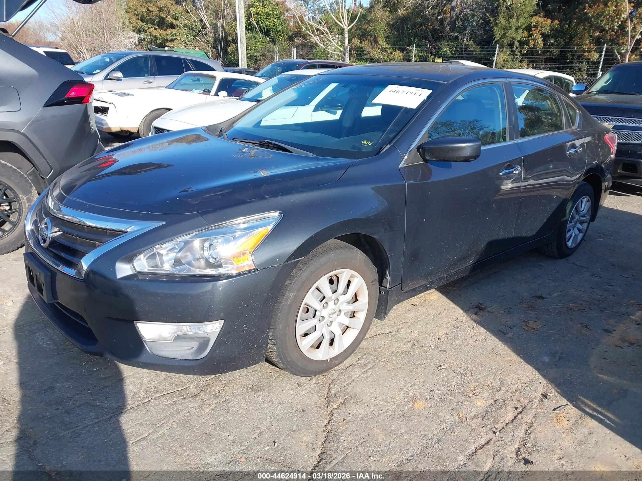 NISSAN ALTIMA image 2